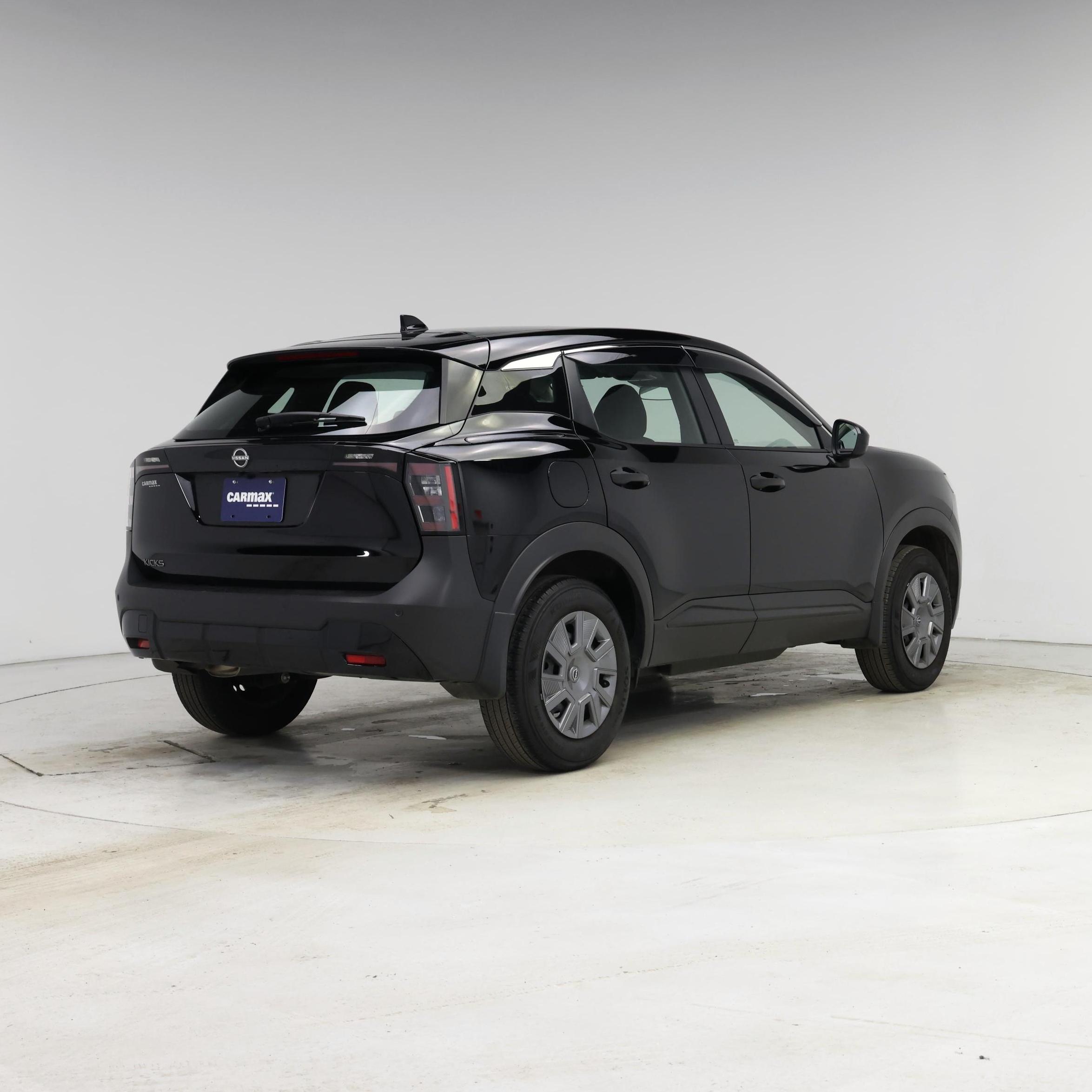 Thumbnail: 2025 Nissan Kicks - 8