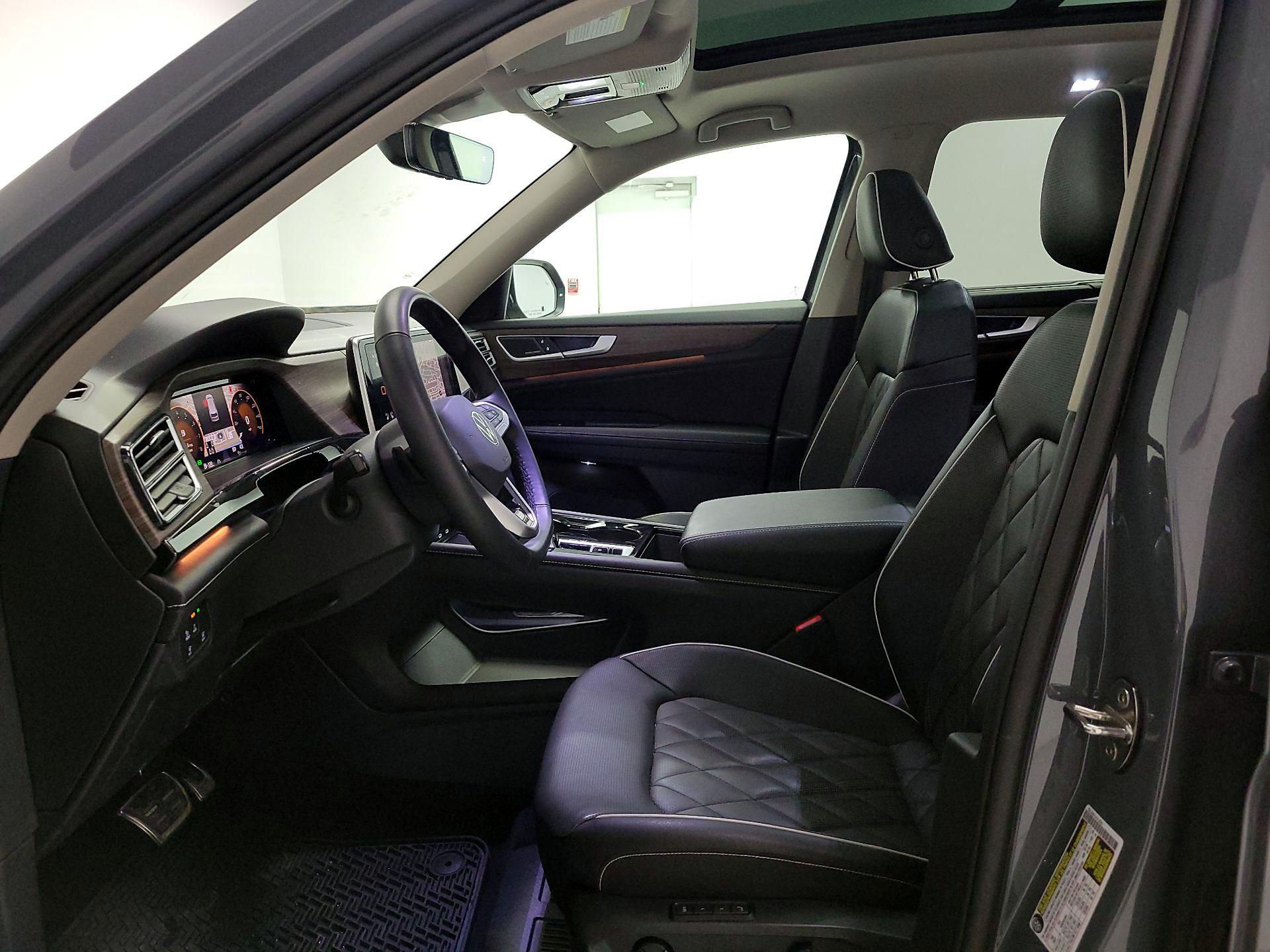 Thumbnail: 2026 Volkswagen Atlas - 11