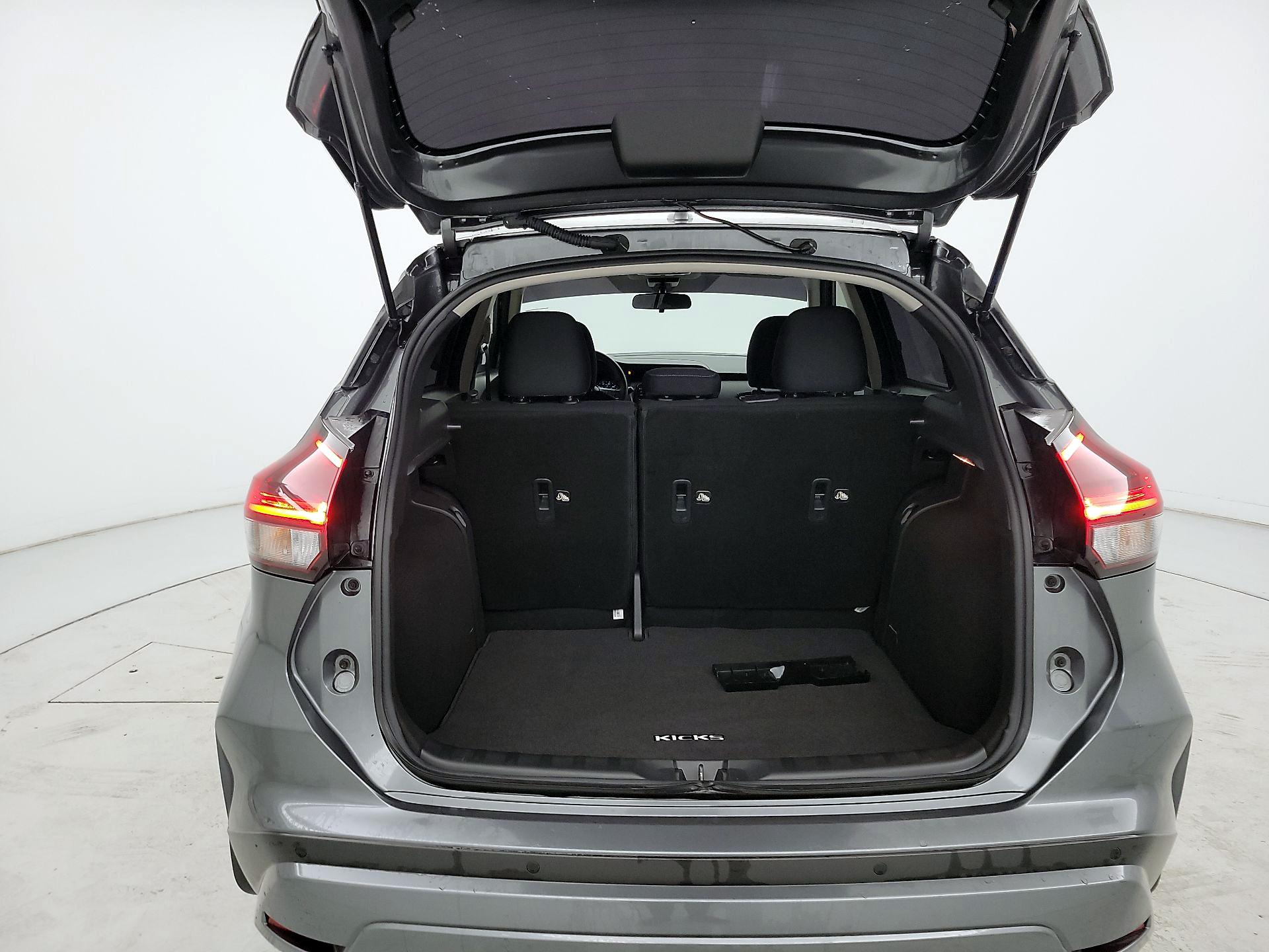 Thumbnail: 2024 Nissan Kicks - 19