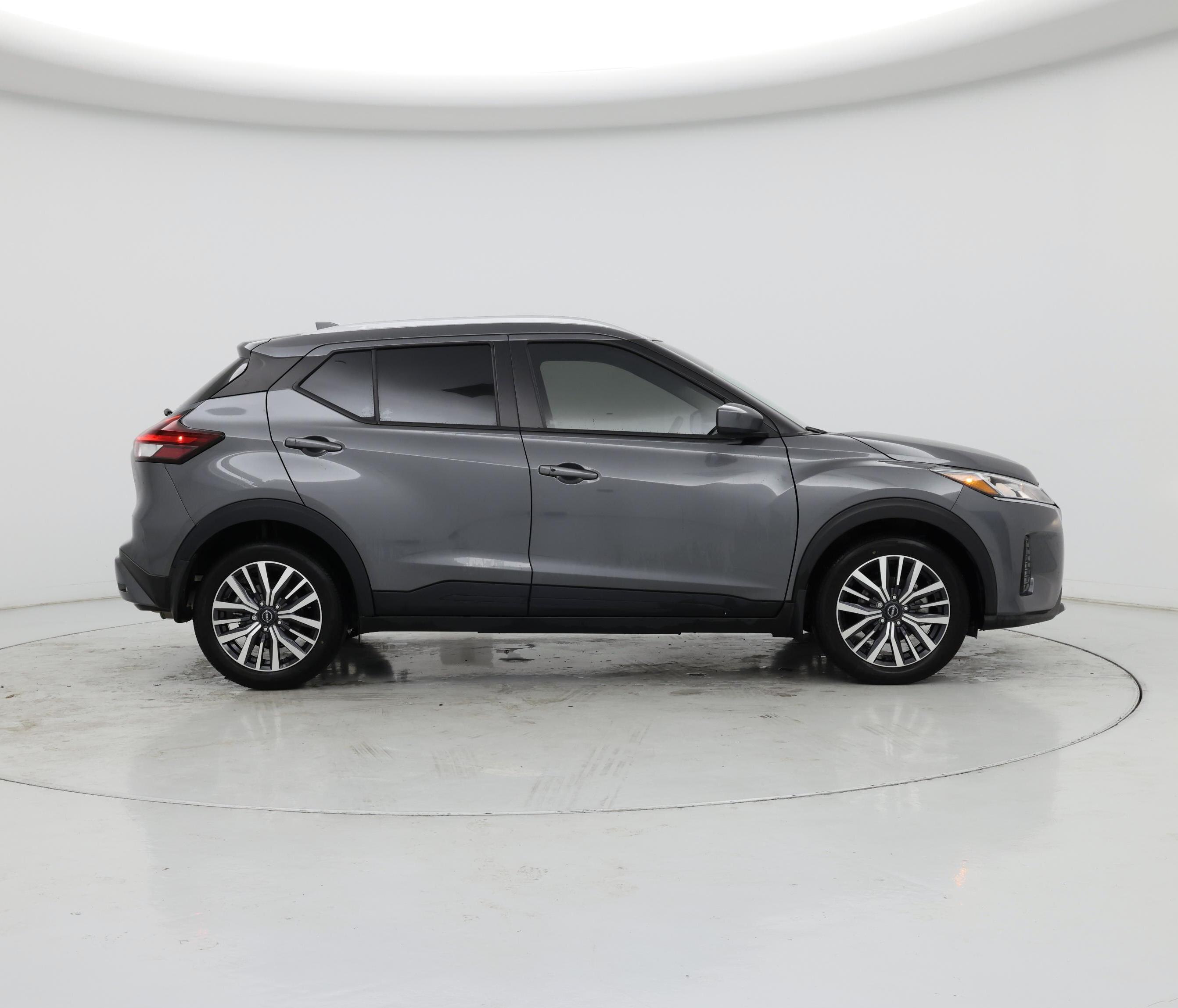 Thumbnail: 2024 Nissan Kicks - 7