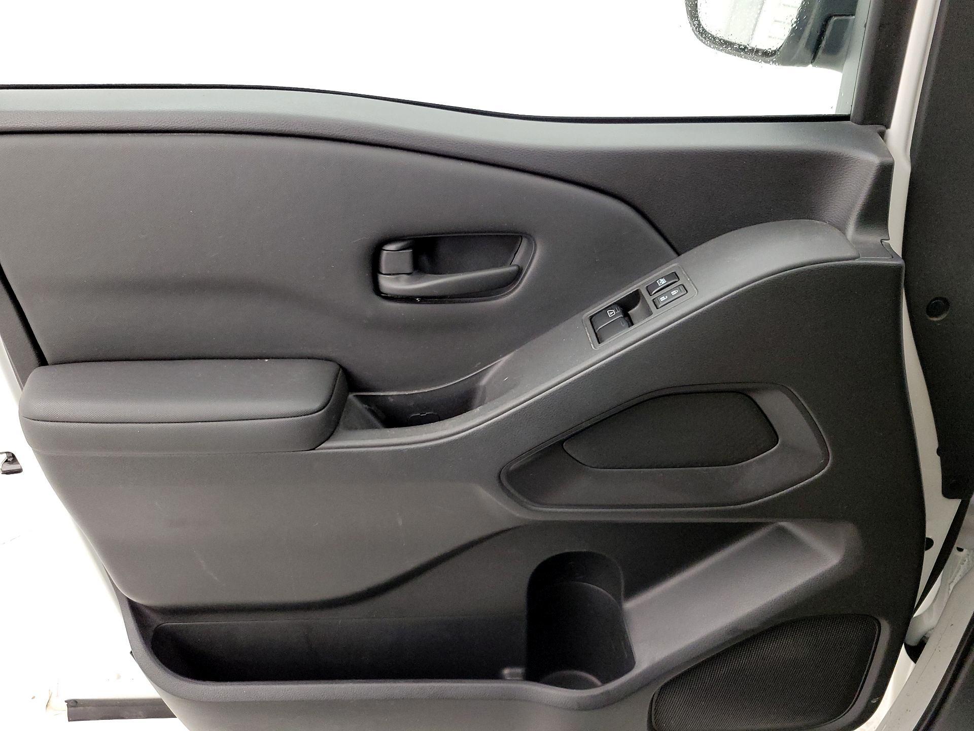 Thumbnail: 2022 Nissan Frontier - 12