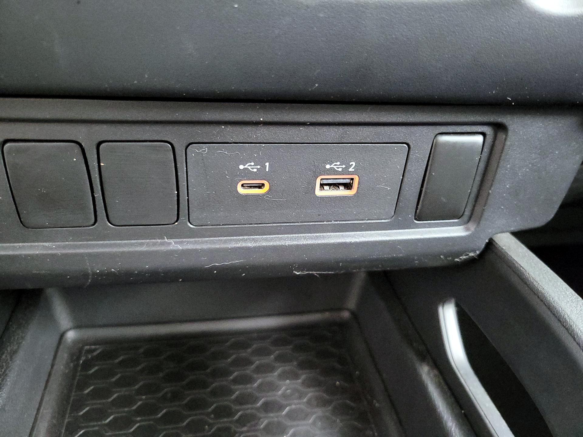 Thumbnail: 2022 Nissan Frontier - 18