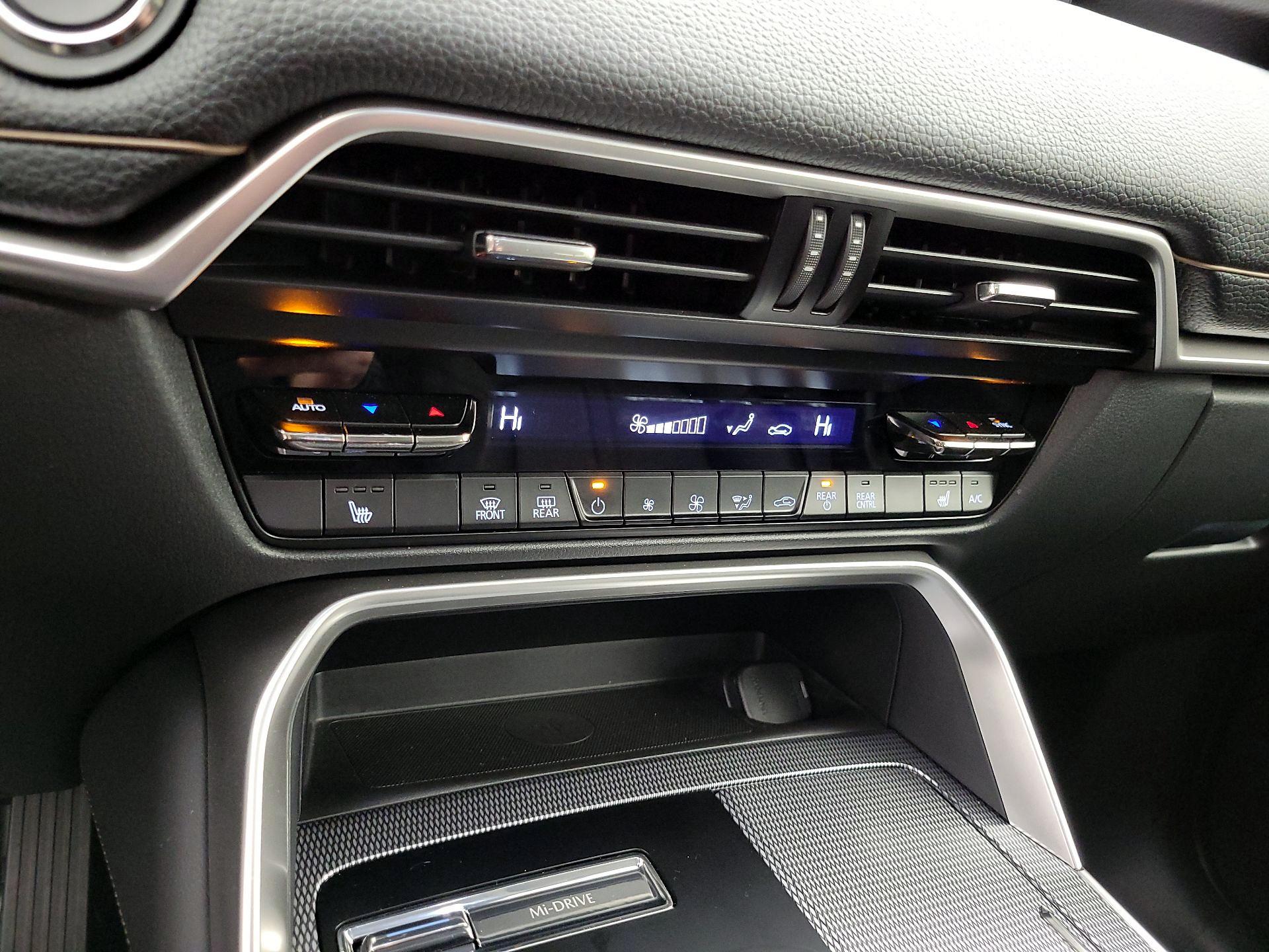 Thumbnail: 2025 Mazda CX-90 - 16