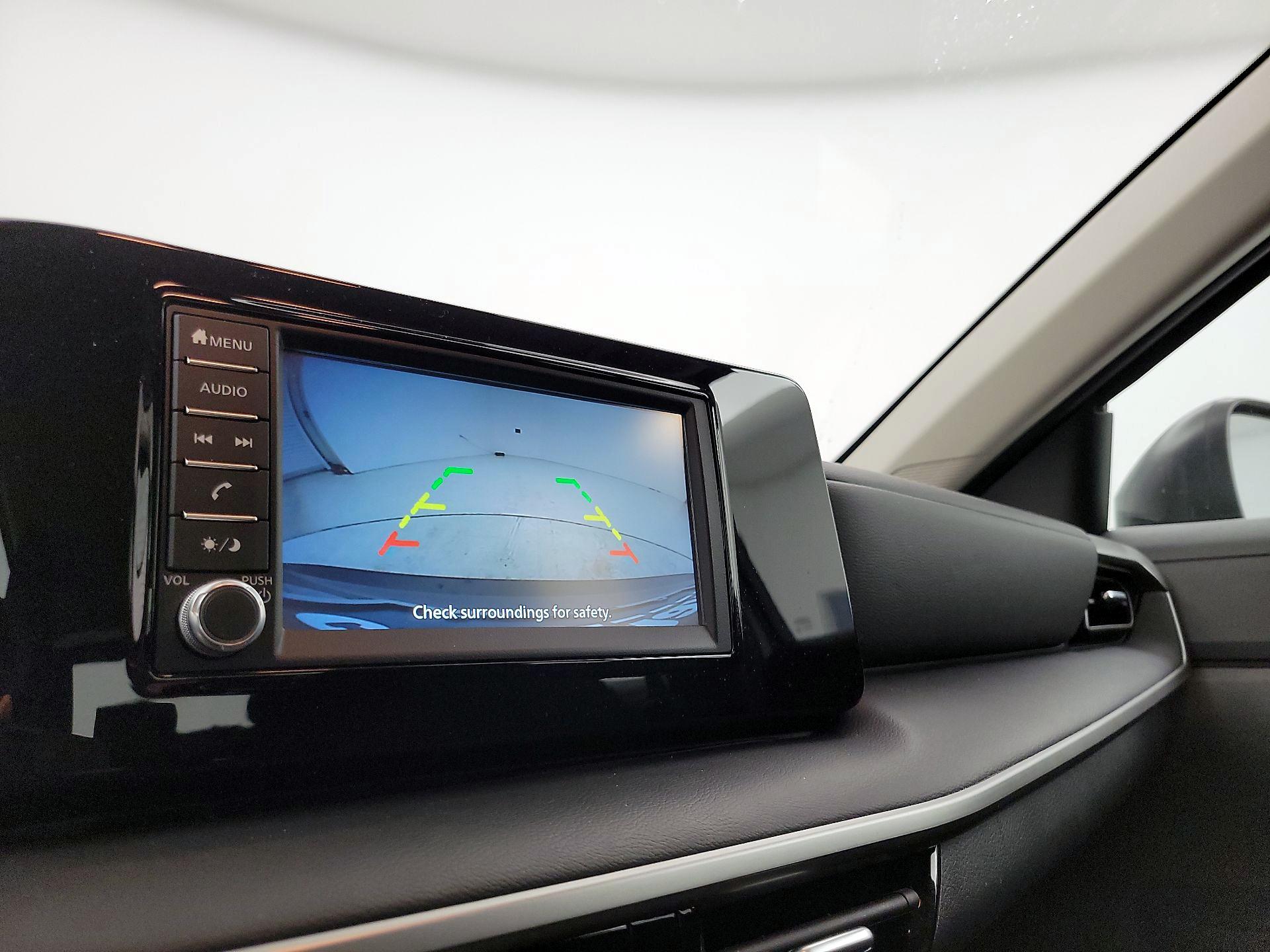 Thumbnail: 2025 Nissan Kicks - 14