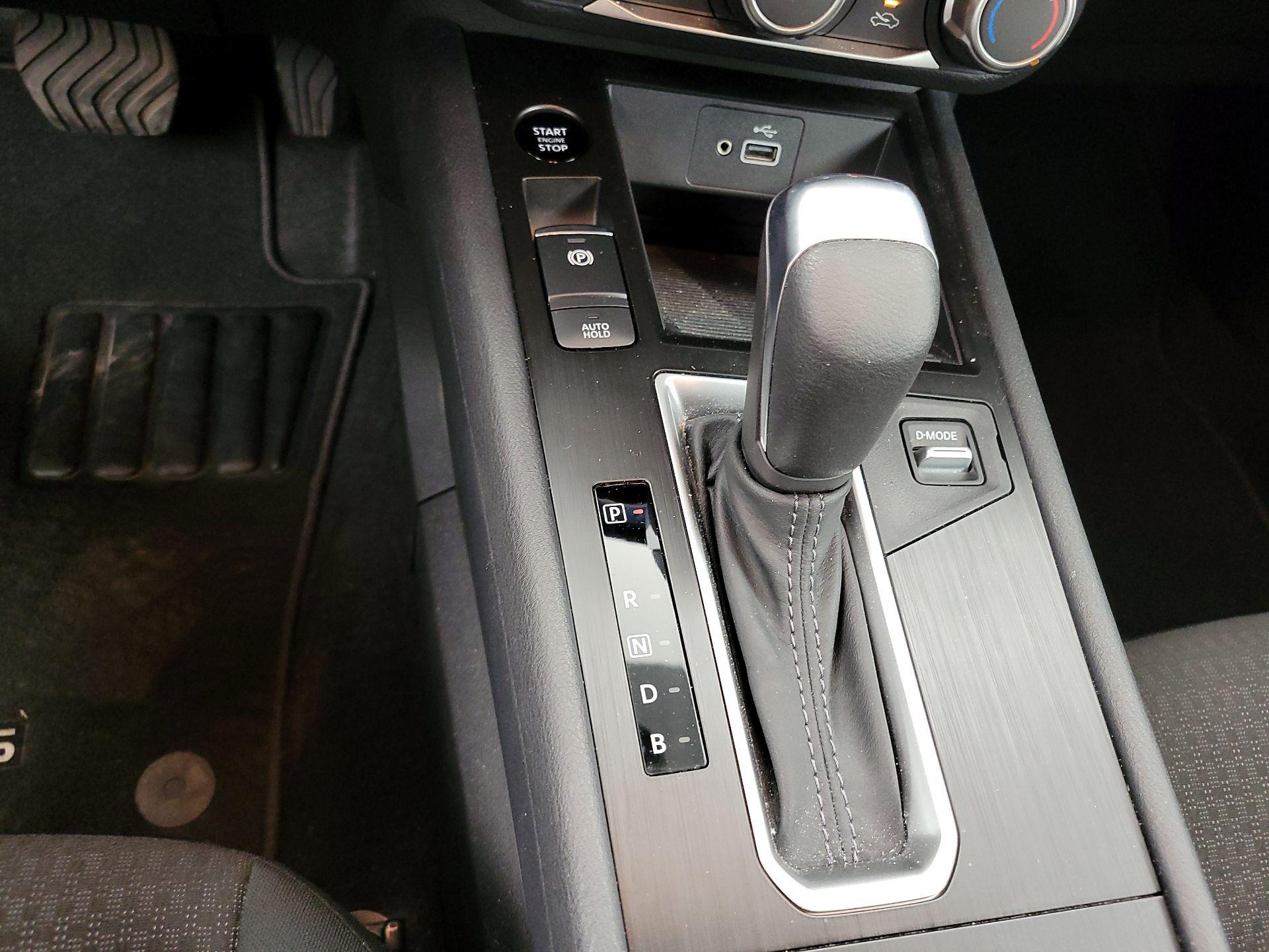 Thumbnail: 2025 Nissan Kicks - 17