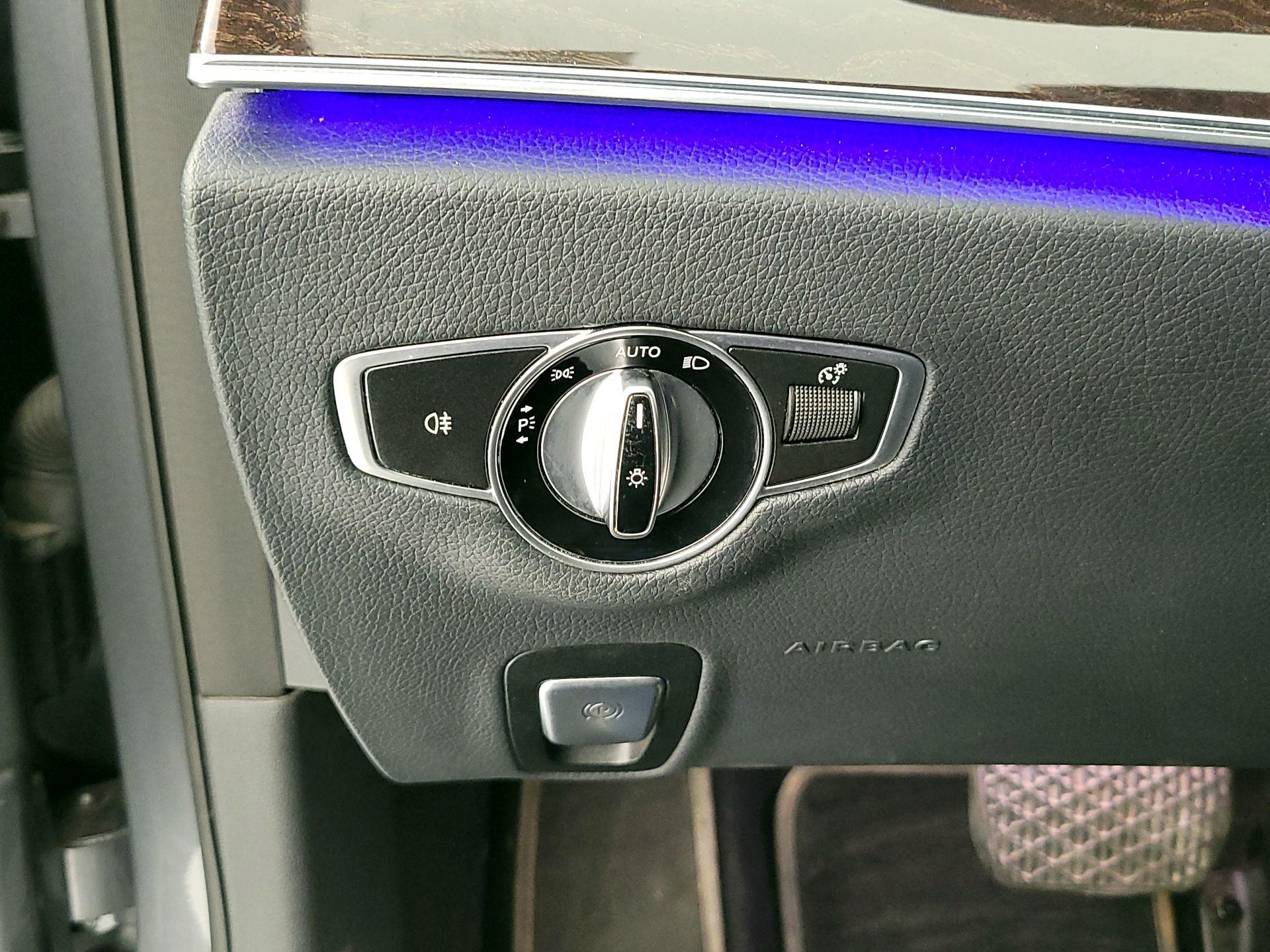 Thumbnail: 2020 Mercedes-Benz E-Class - 13