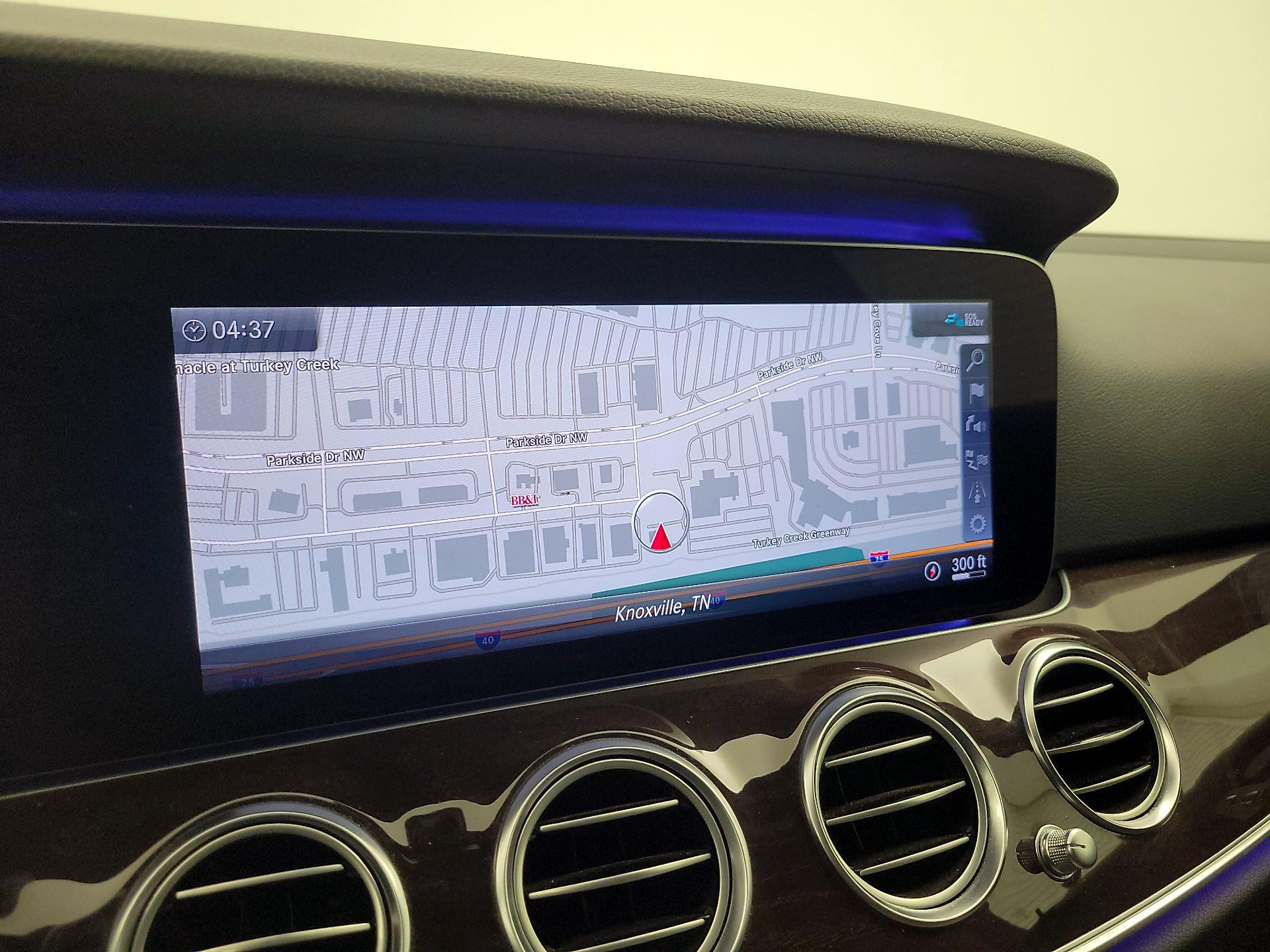 Thumbnail: 2020 Mercedes-Benz E-Class - 14