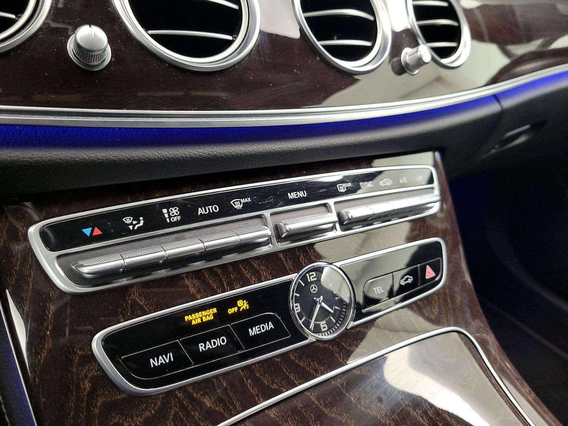 Thumbnail: 2020 Mercedes-Benz E-Class - 17