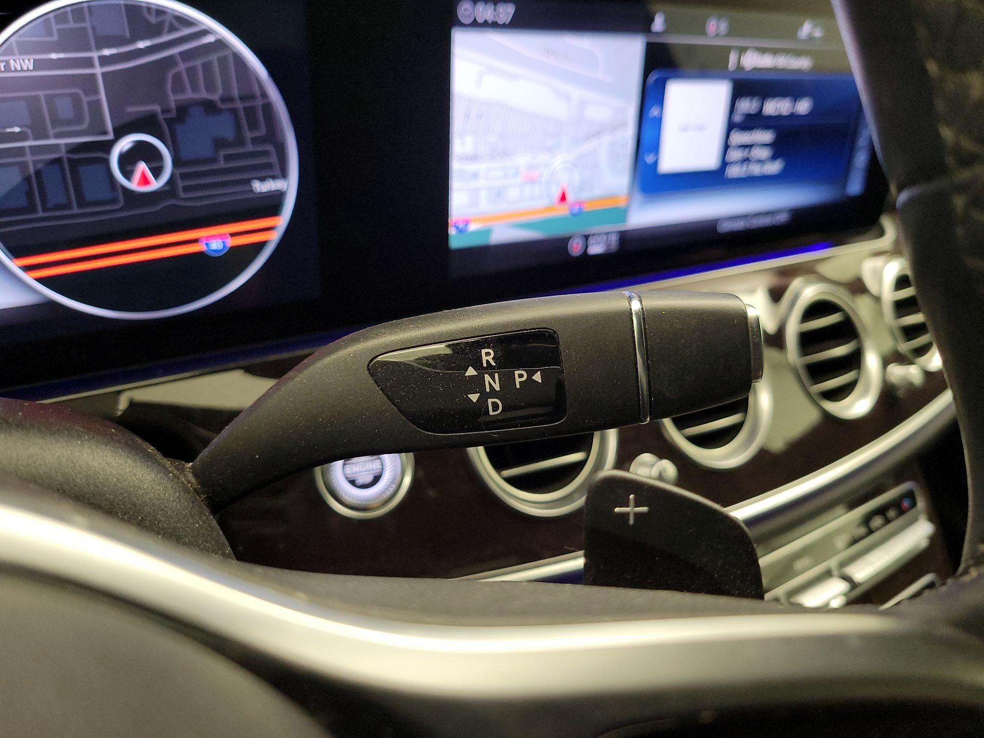 Thumbnail: 2020 Mercedes-Benz E-Class - 18