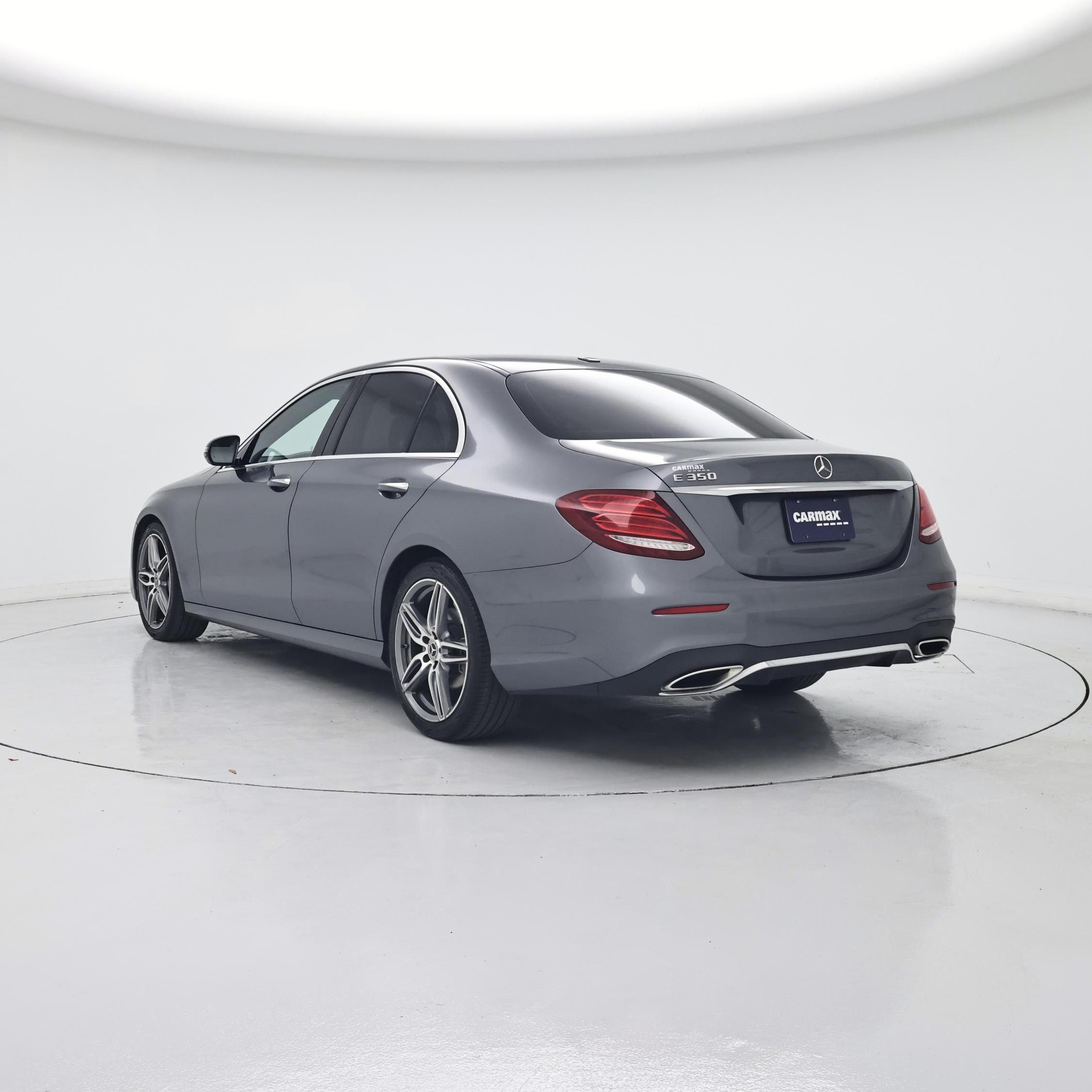 Thumbnail: 2020 Mercedes-Benz E-Class - 2