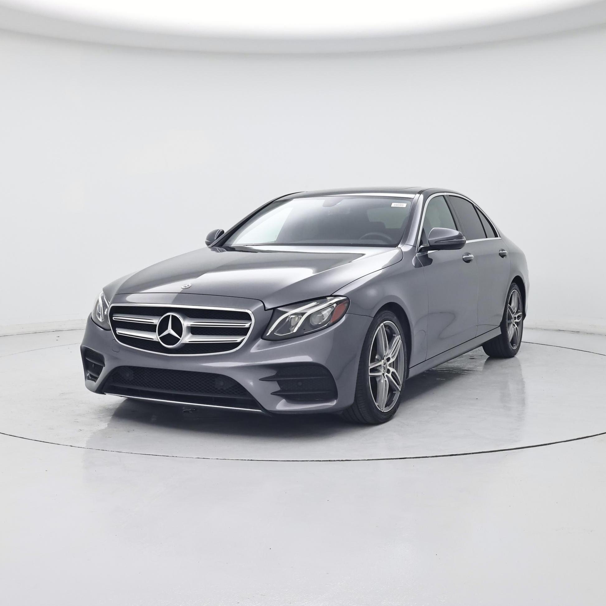 Thumbnail: 2020 Mercedes-Benz E-Class - 4