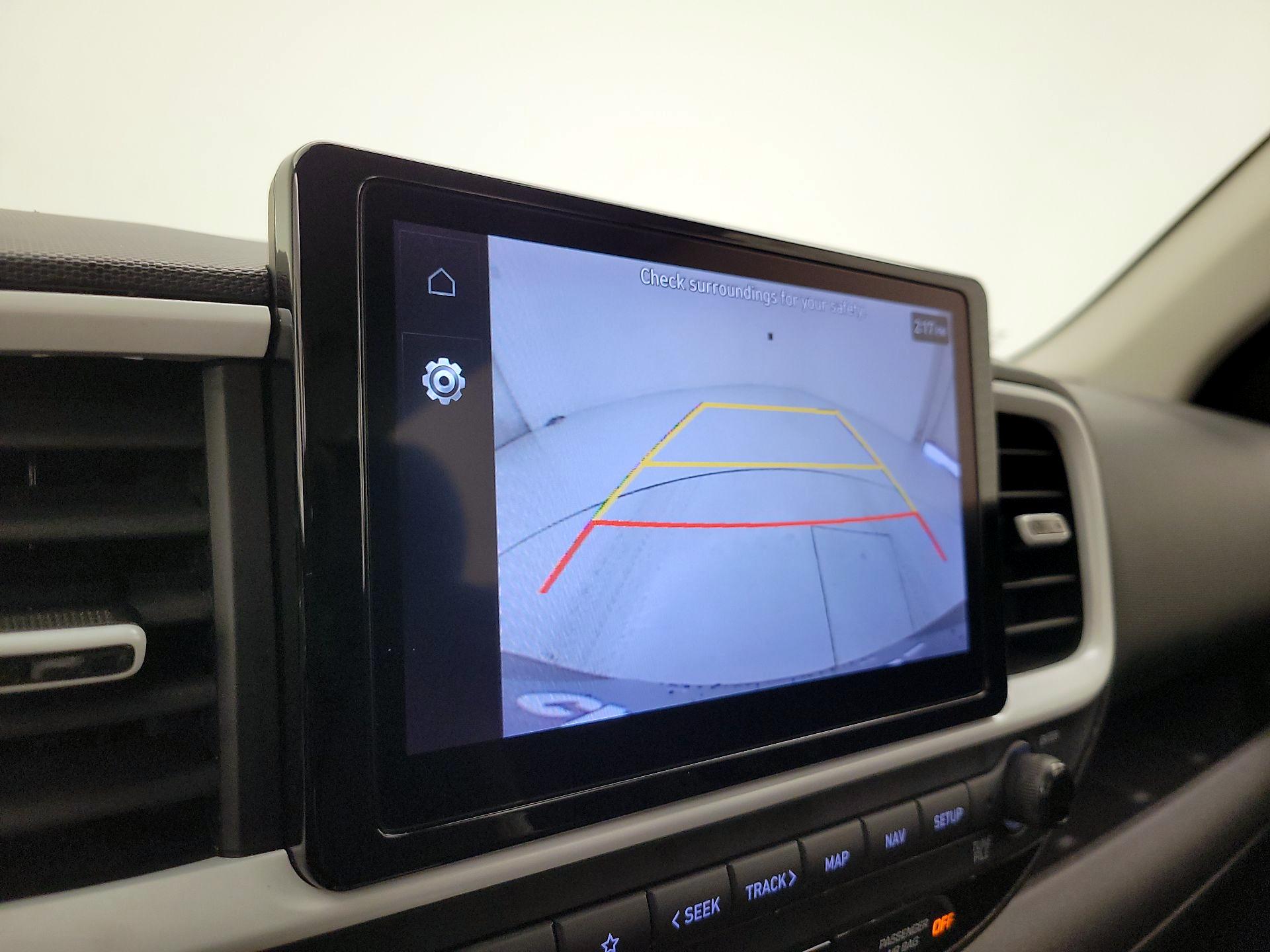 Thumbnail: 2023 Hyundai Venue - 15