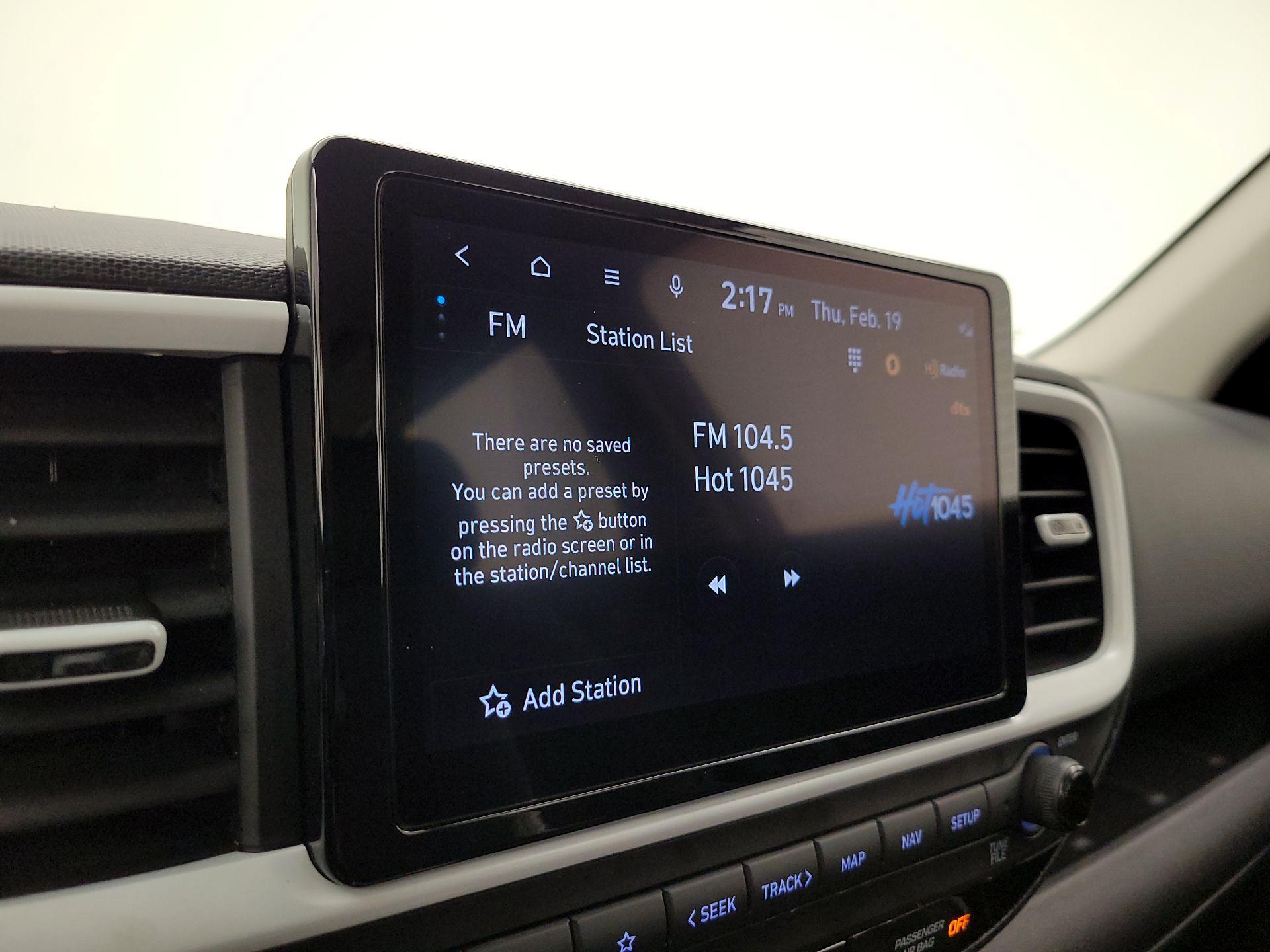 Thumbnail: 2023 Hyundai Venue - 16