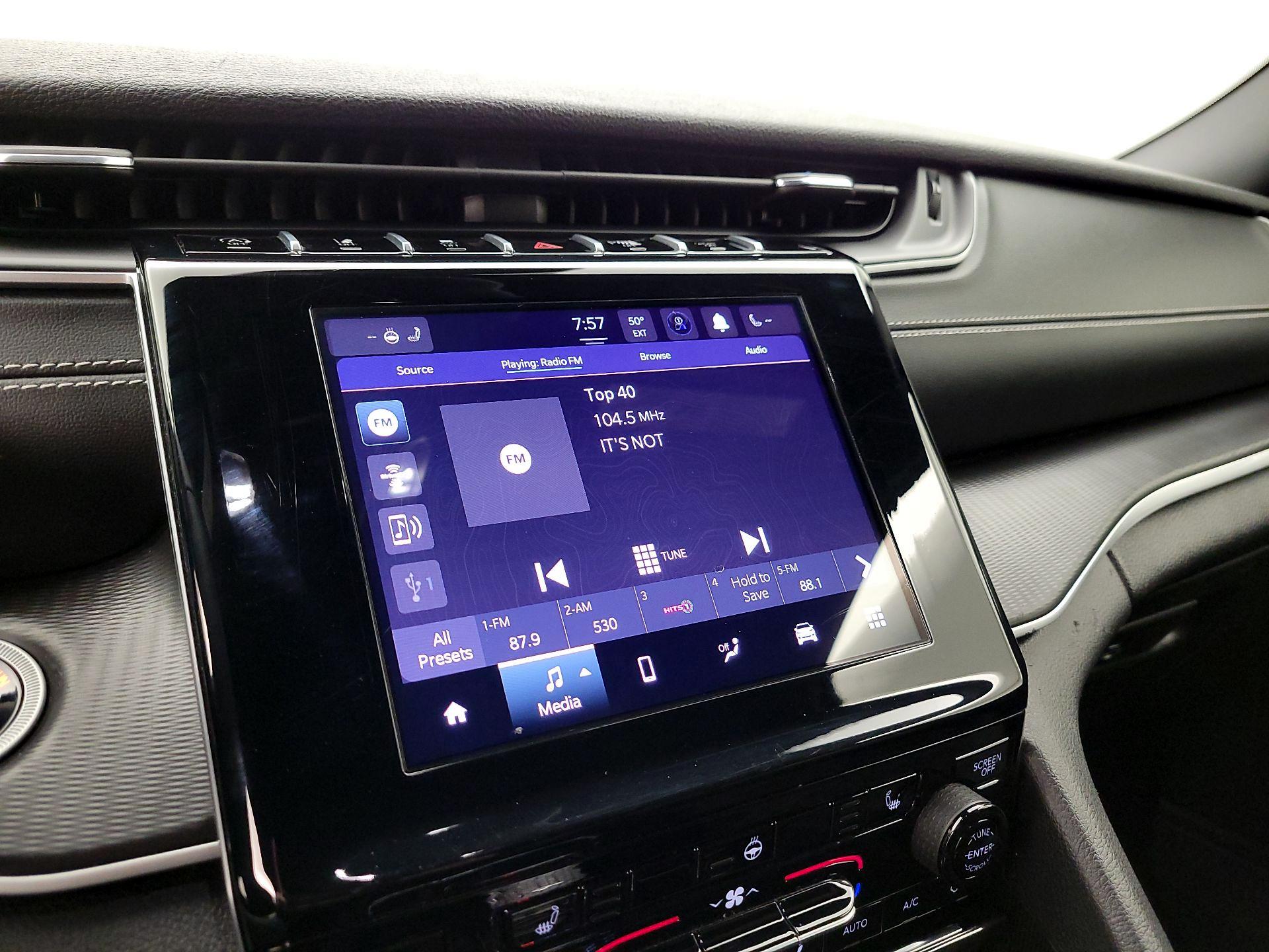 Thumbnail: 2024 Jeep Grand Cherokee L - 15