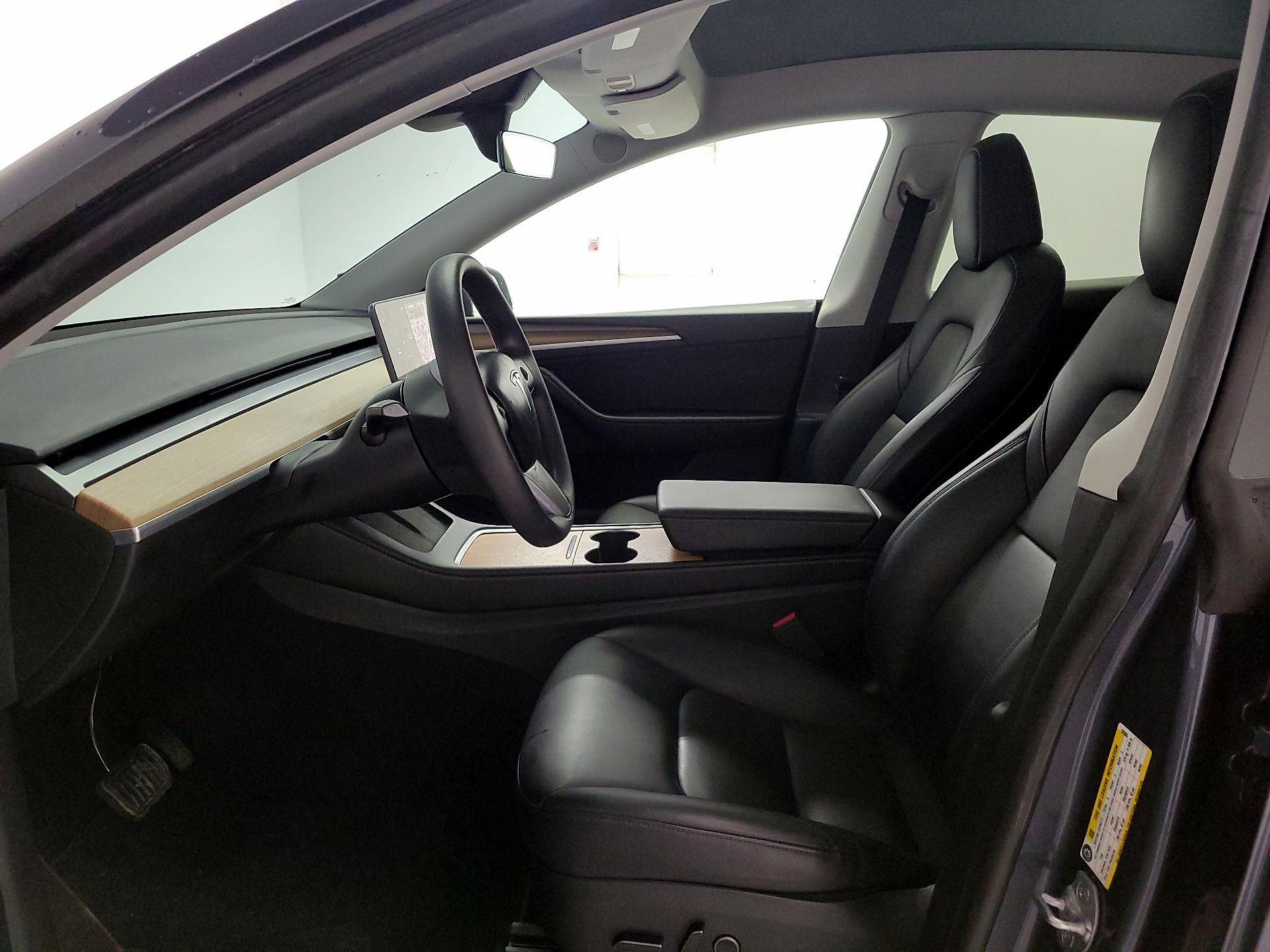 Thumbnail: 2023 Tesla Model Y - 11