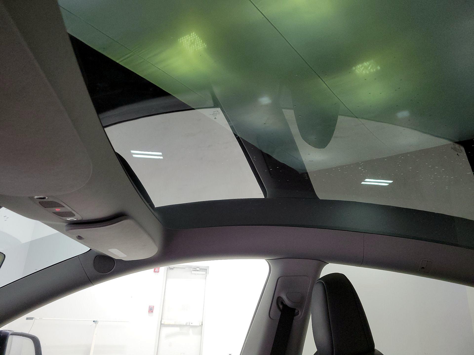 Thumbnail: 2023 Tesla Model Y - 18