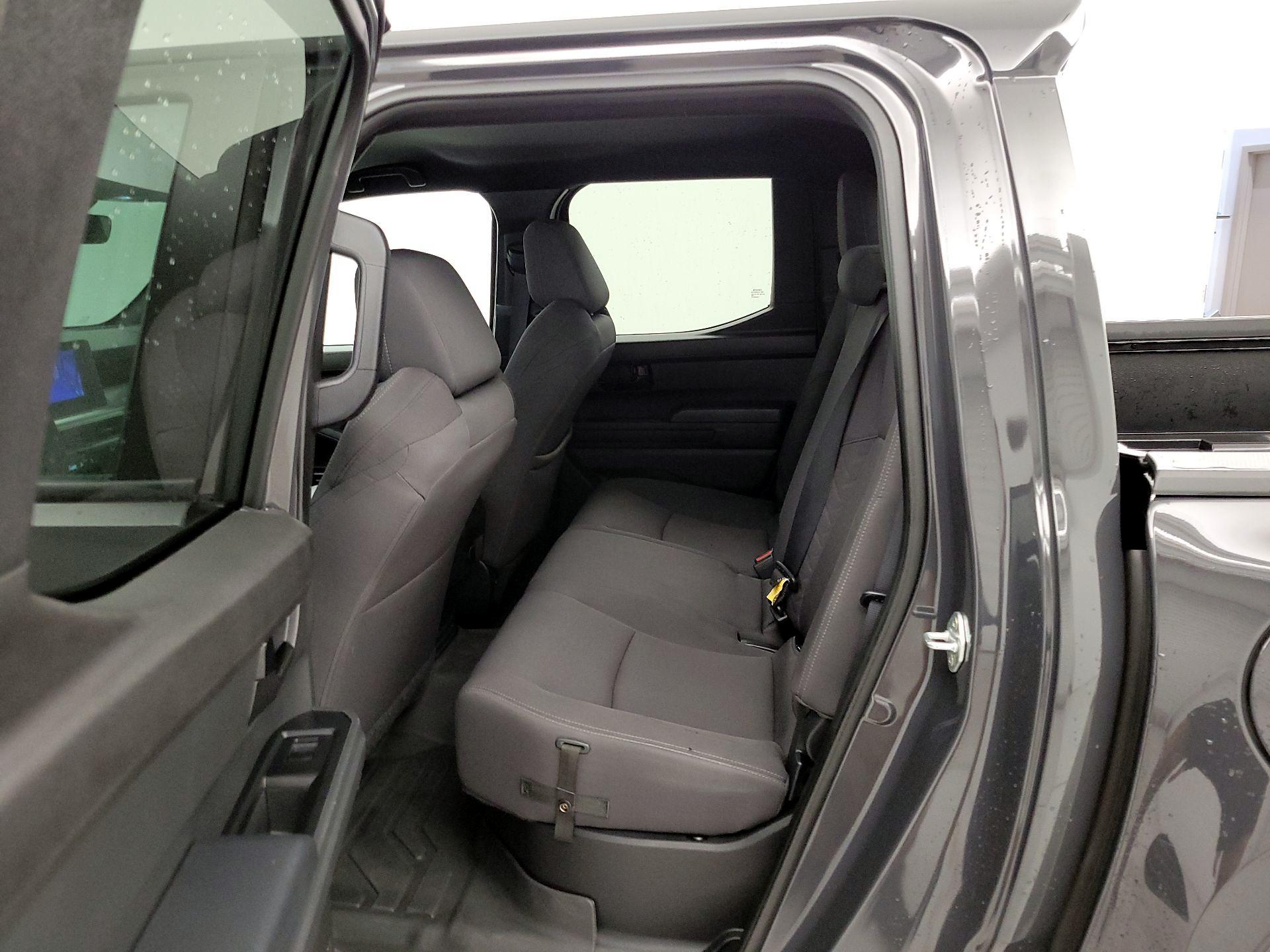 Thumbnail: 2024 Toyota Tacoma - 20