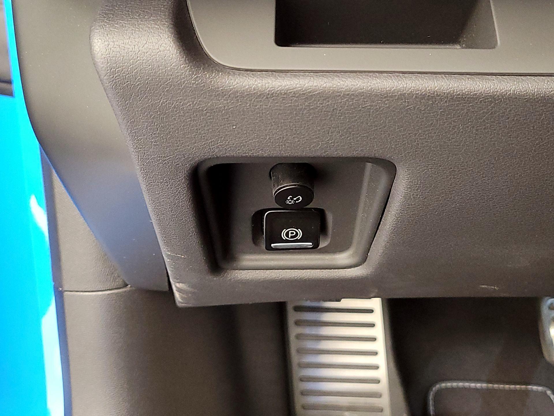 Thumbnail: 2021 Chevrolet Corvette - 13