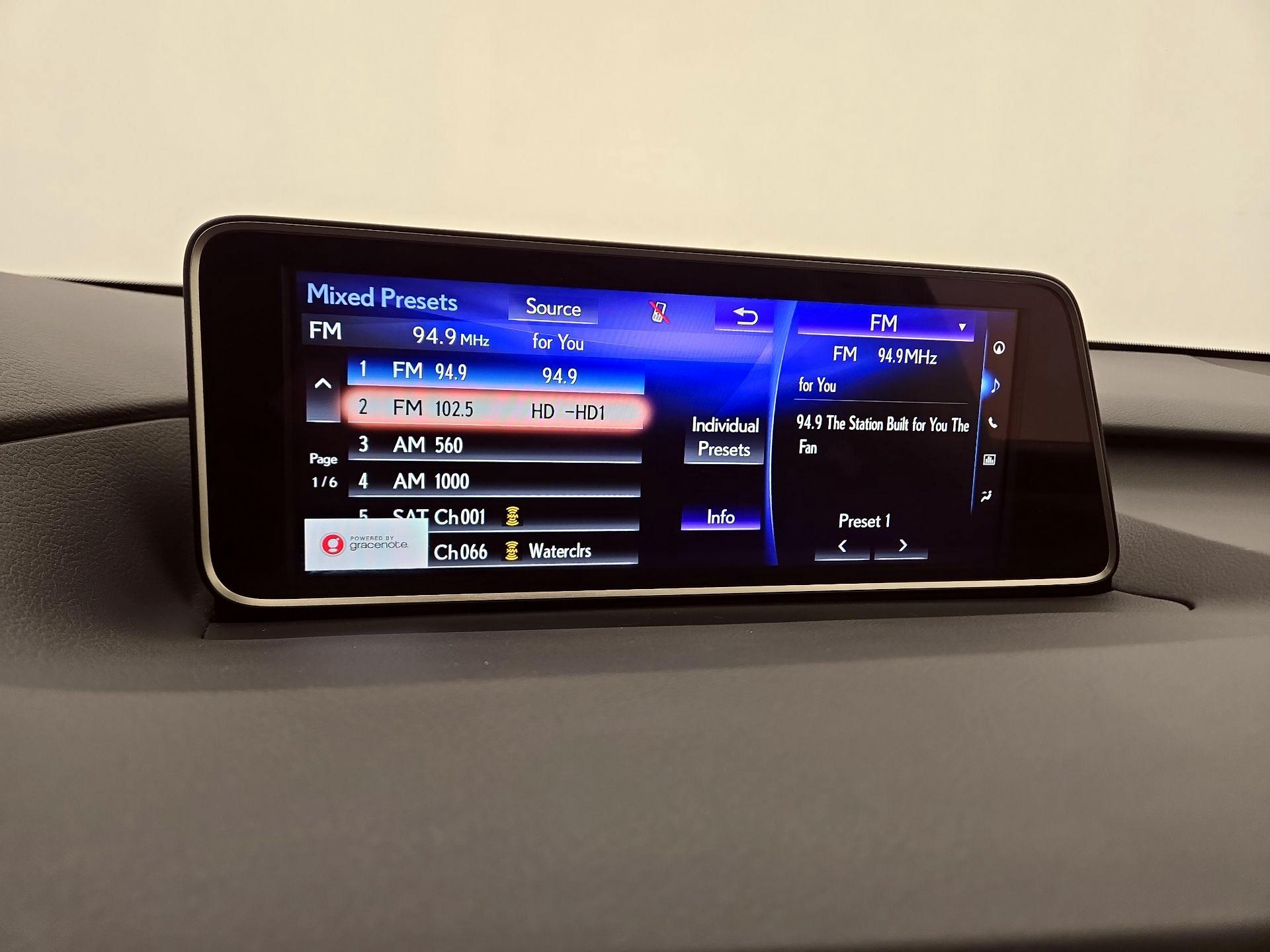 Thumbnail: 2019 Lexus RX - 16