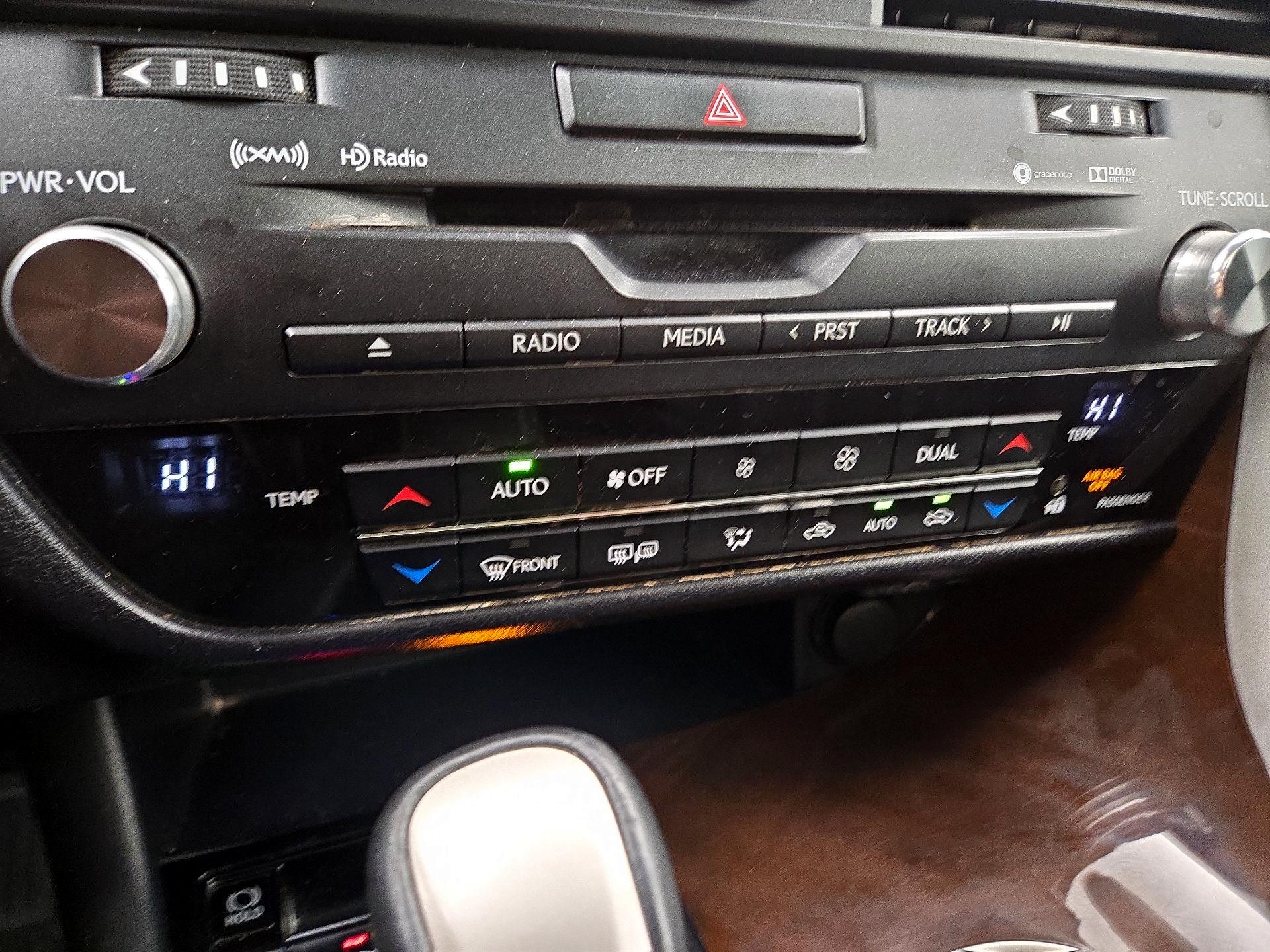 Thumbnail: 2019 Lexus RX - 17