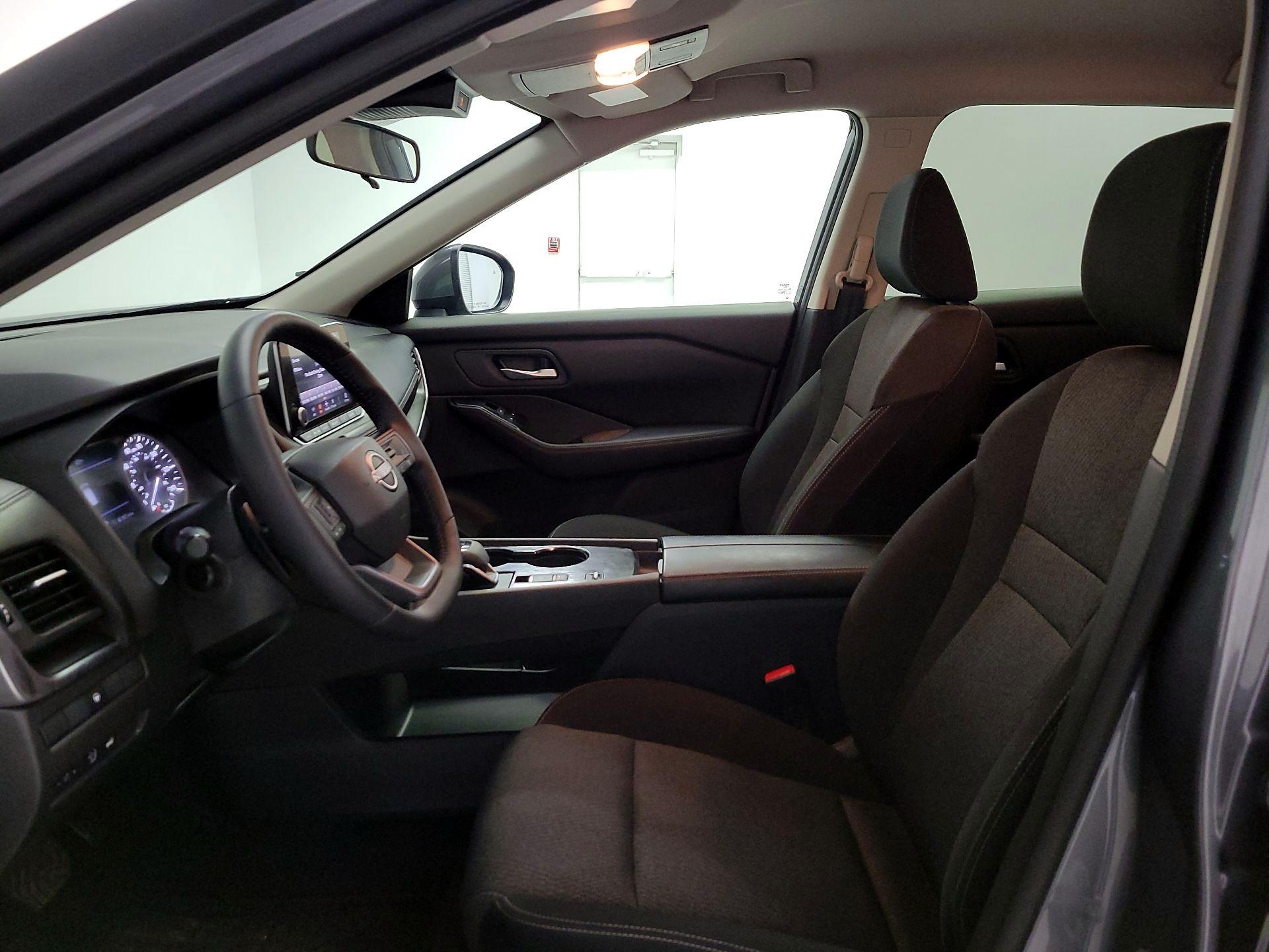 Thumbnail: 2025 Nissan Rogue - 11