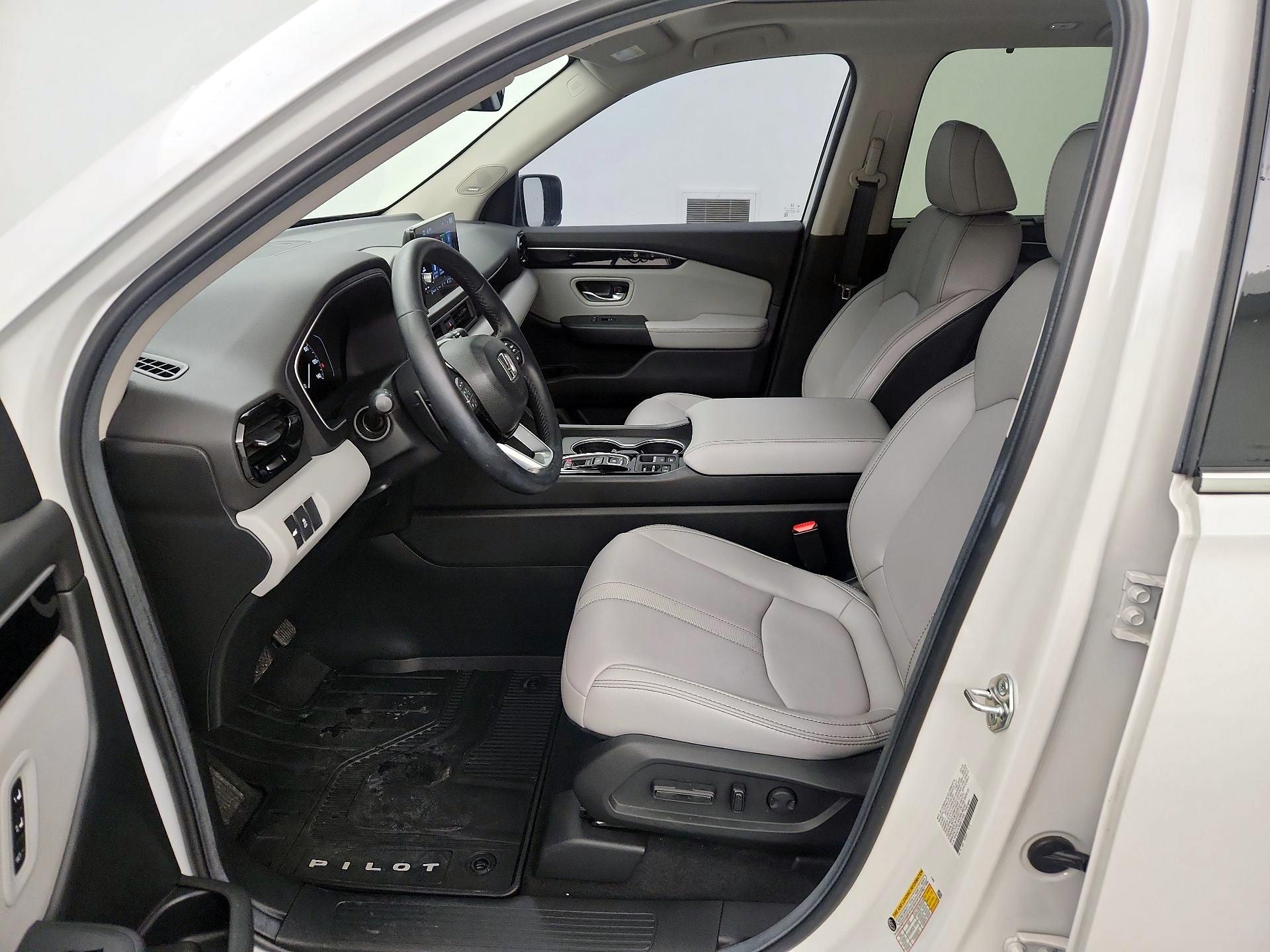 Thumbnail: 2025 Honda Pilot - 11