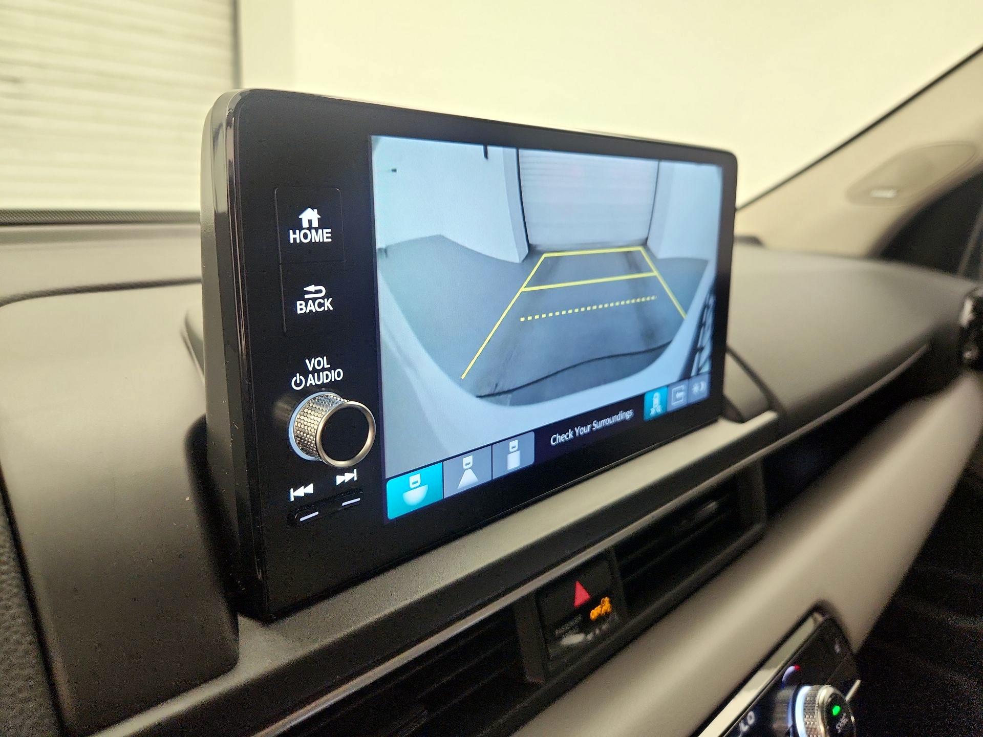 Thumbnail: 2025 Honda Pilot - 15