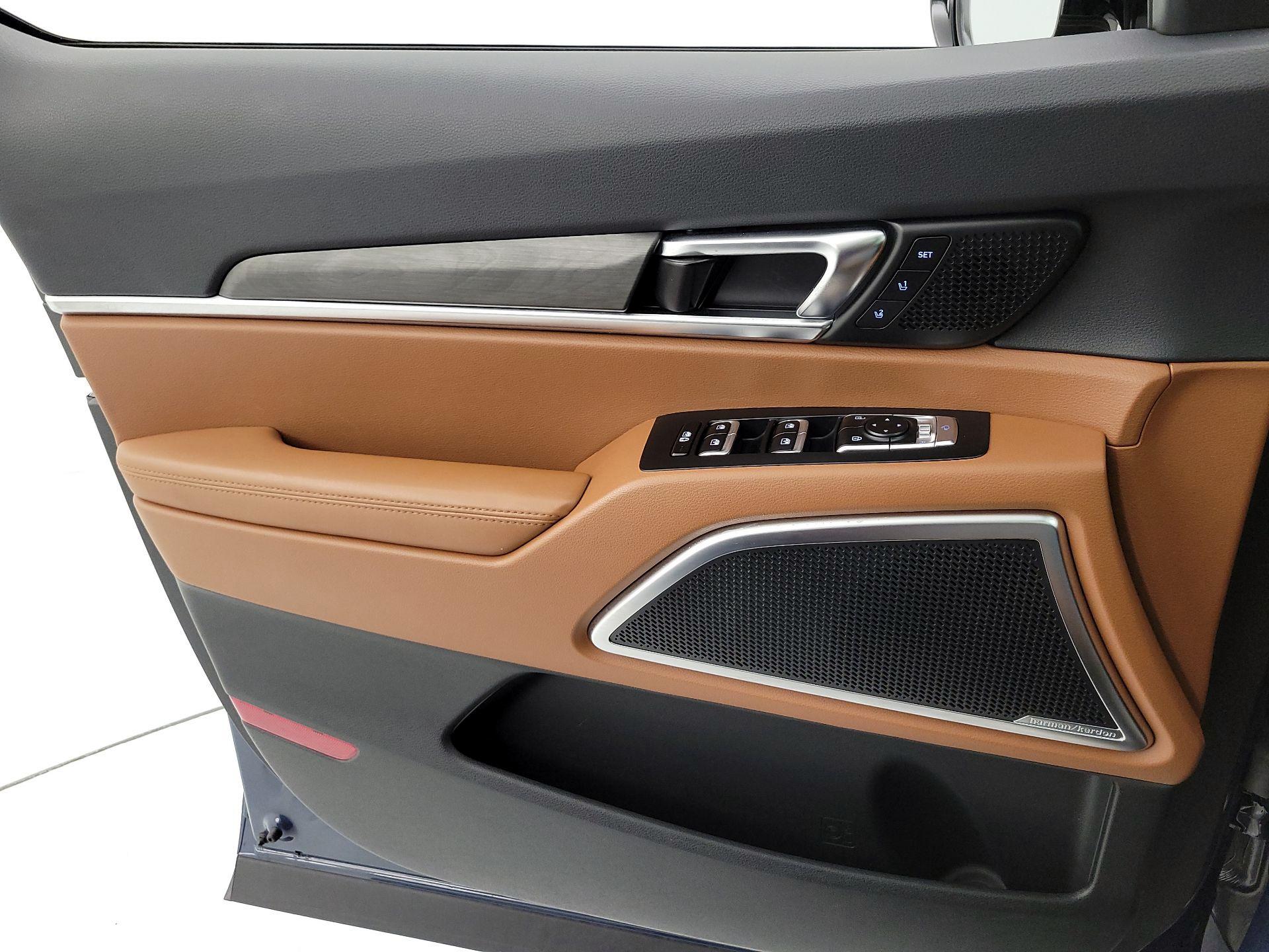 Thumbnail: 2023 Kia Telluride - 12