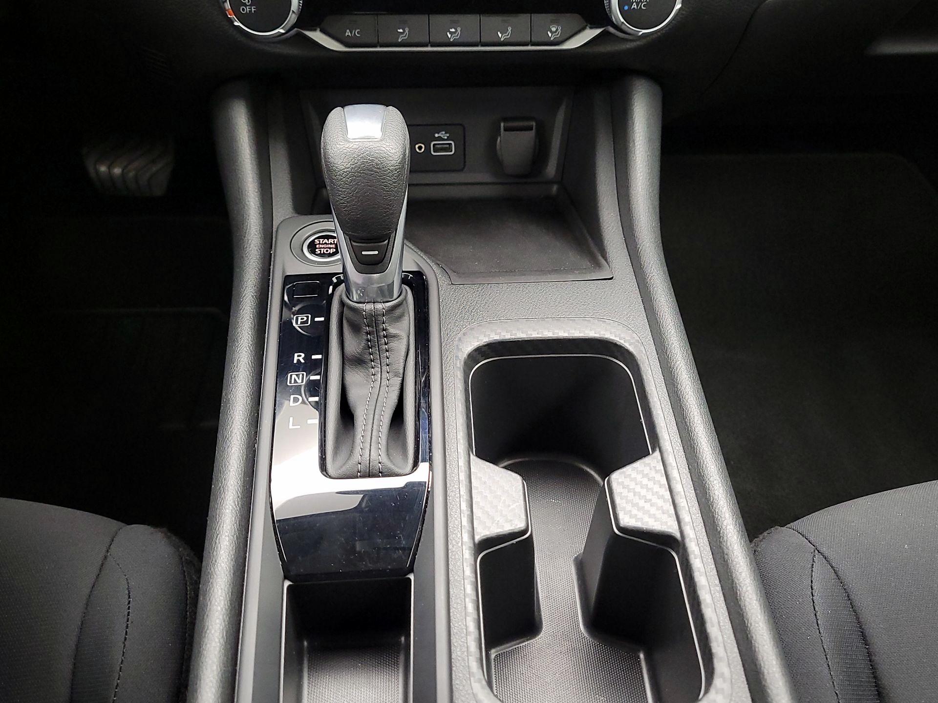 Thumbnail: 2024 Nissan Sentra - 17