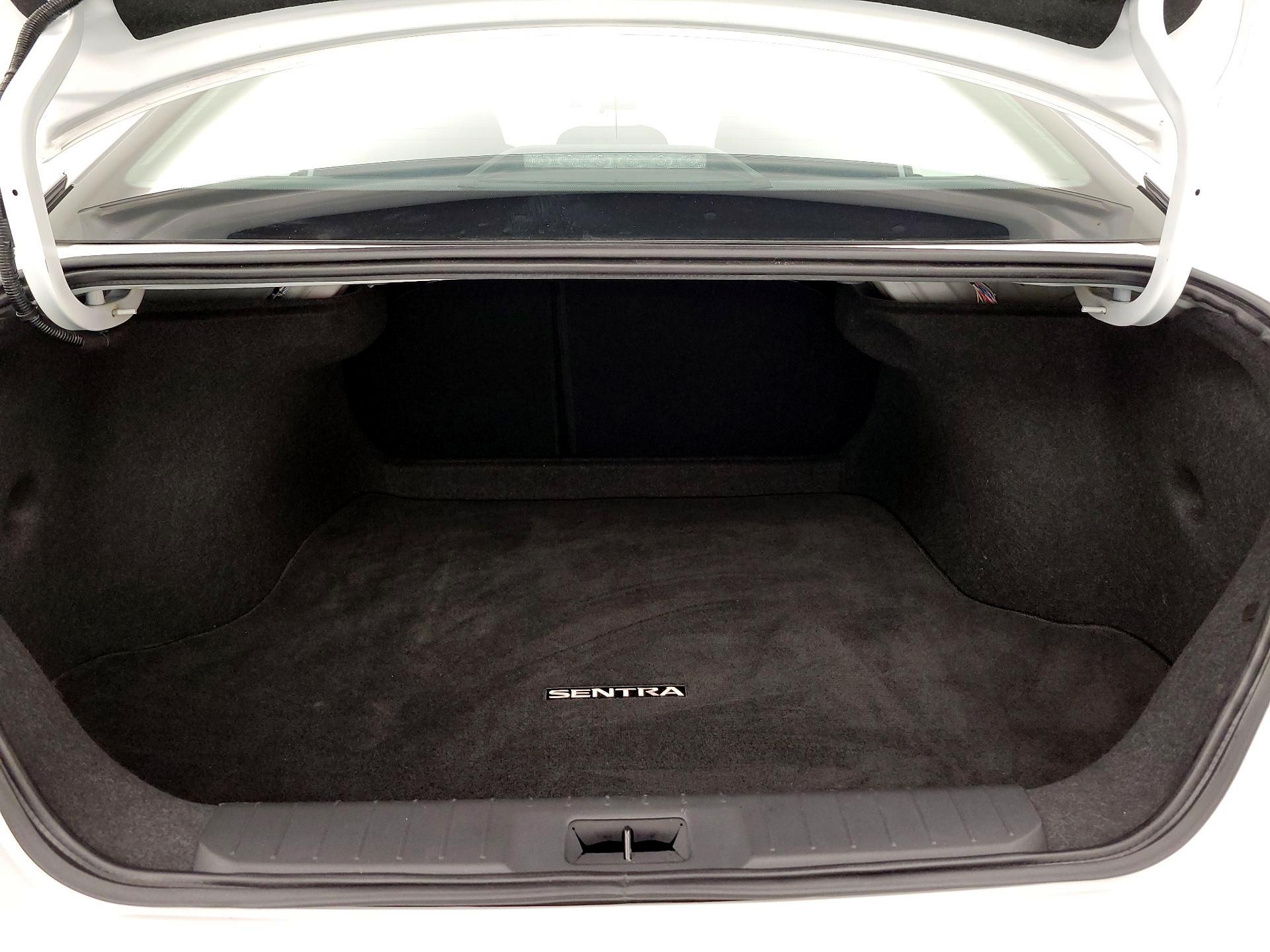 Thumbnail: 2024 Nissan Sentra - 20