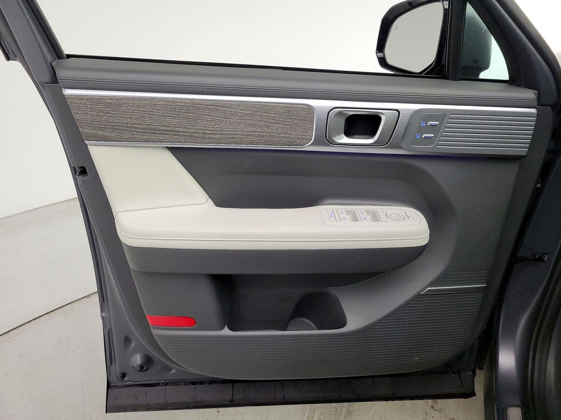 Thumbnail: 2025 Hyundai Santa Fe - 12