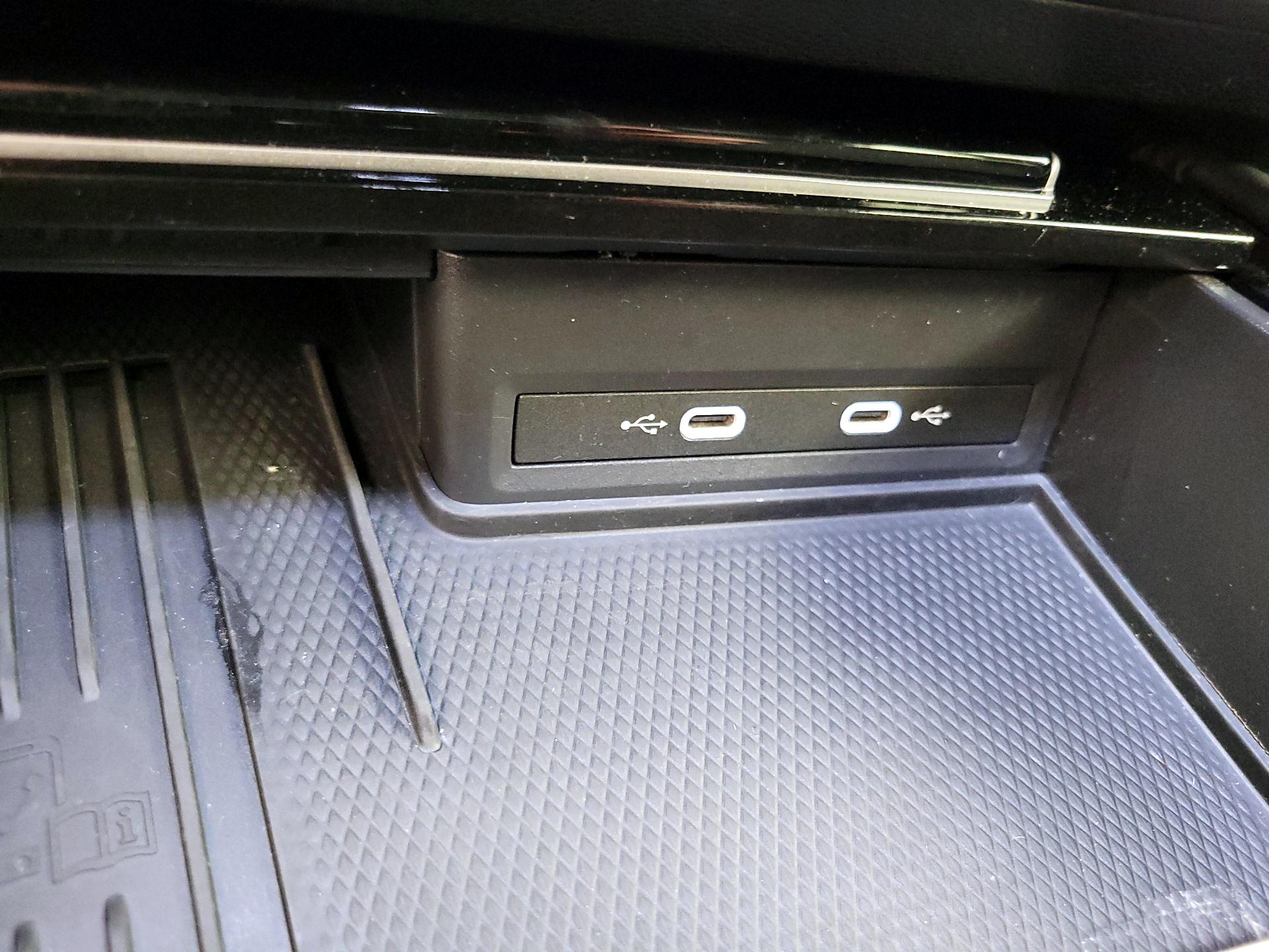 Thumbnail: 2025 Volkswagen Atlas - 18