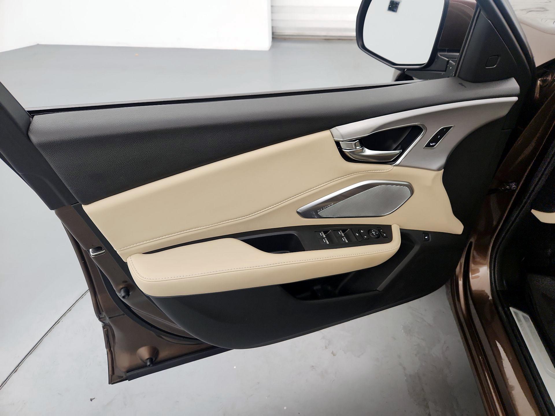 Thumbnail: 2020 Acura RDX - 12