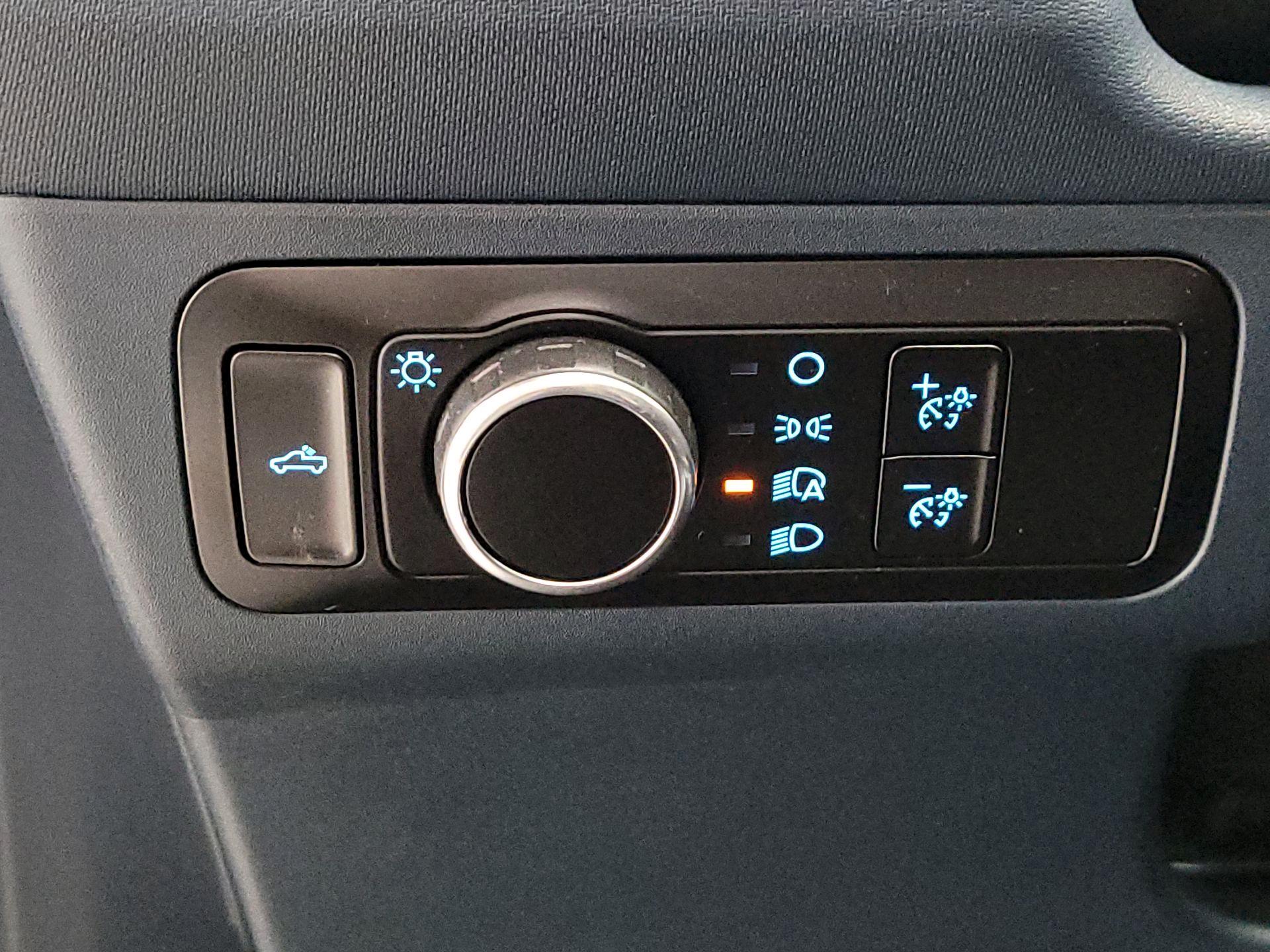 Thumbnail: 2025 Ford Maverick - 13