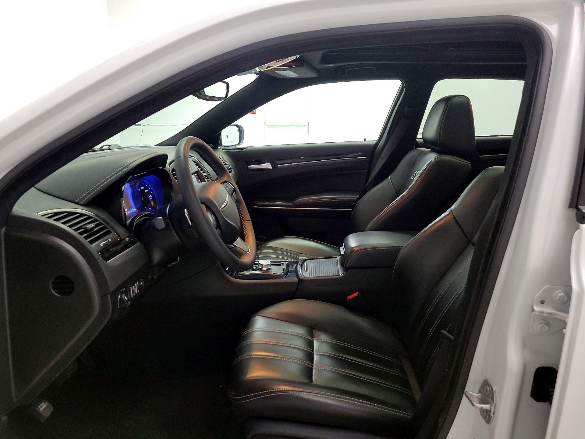 Thumbnail: 2023 Chrysler 300 - 11