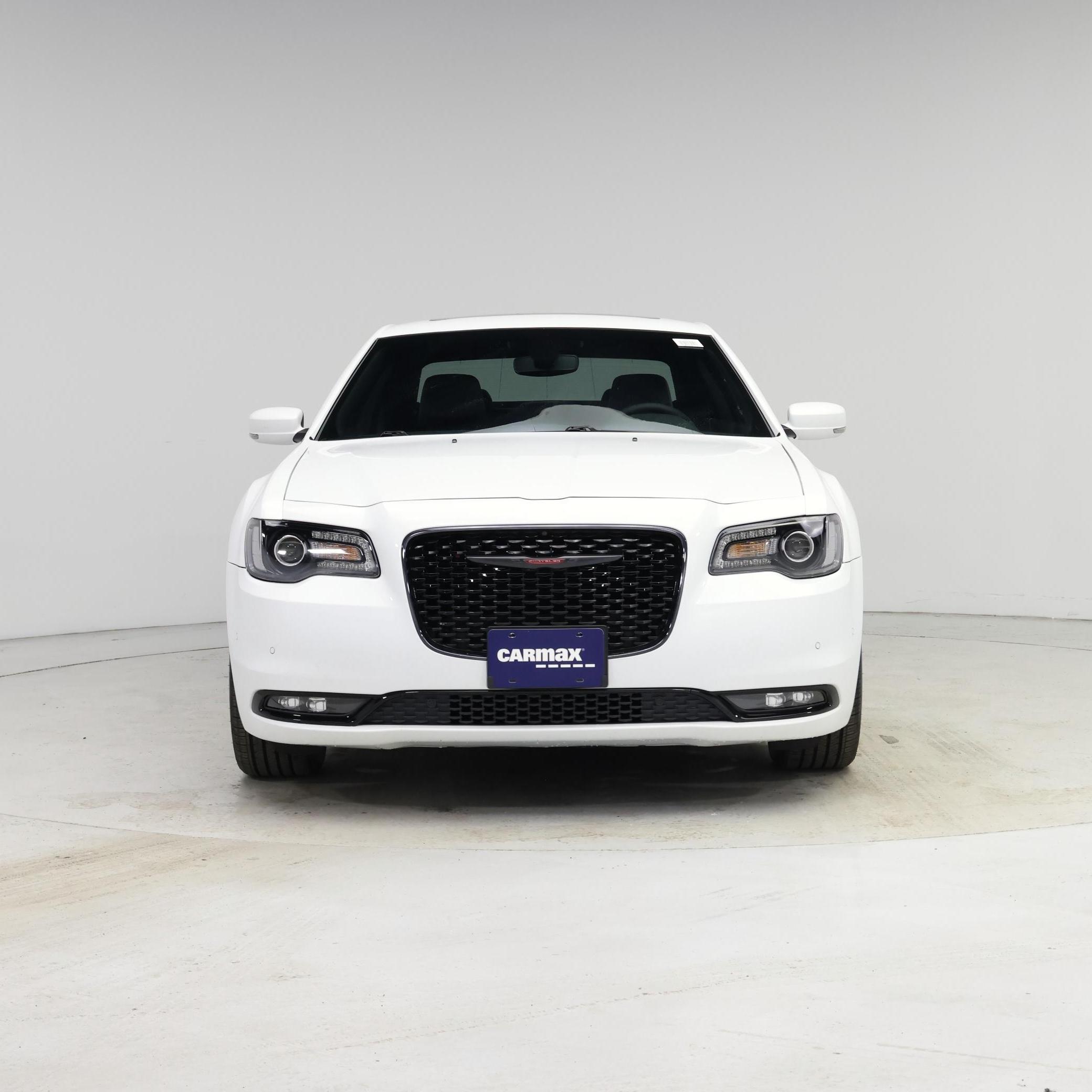 Thumbnail: 2023 Chrysler 300 - 5