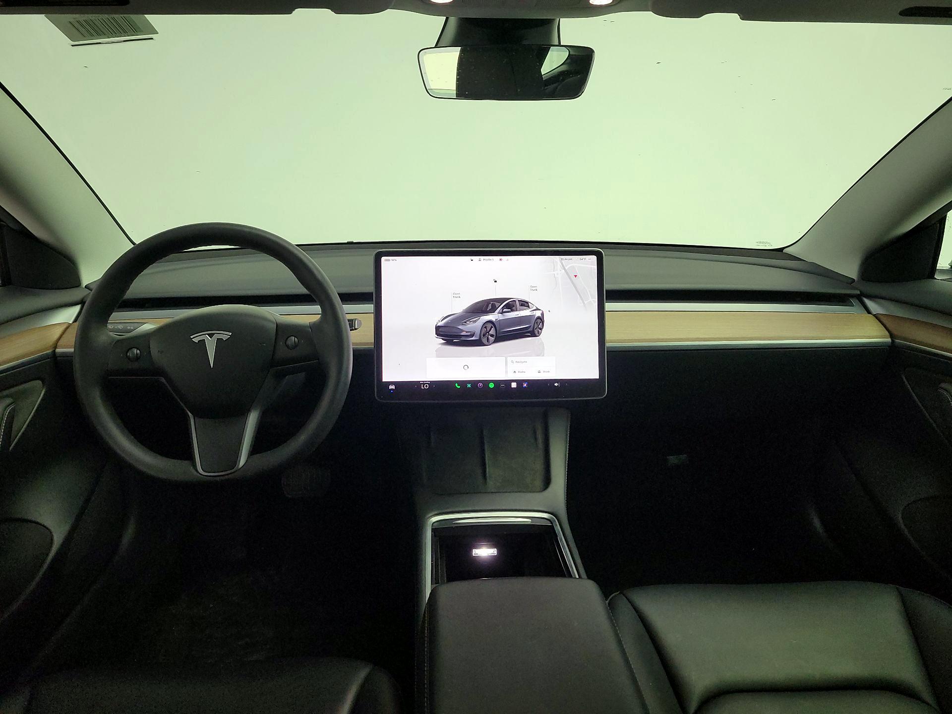 Thumbnail: 2023 Tesla Model 3 - 9