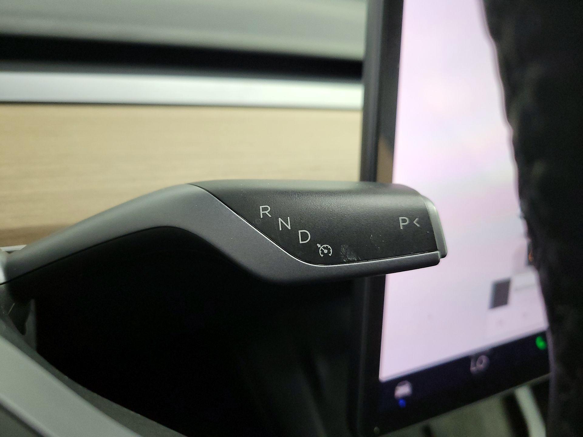 Thumbnail: 2023 Tesla Model 3 - 17