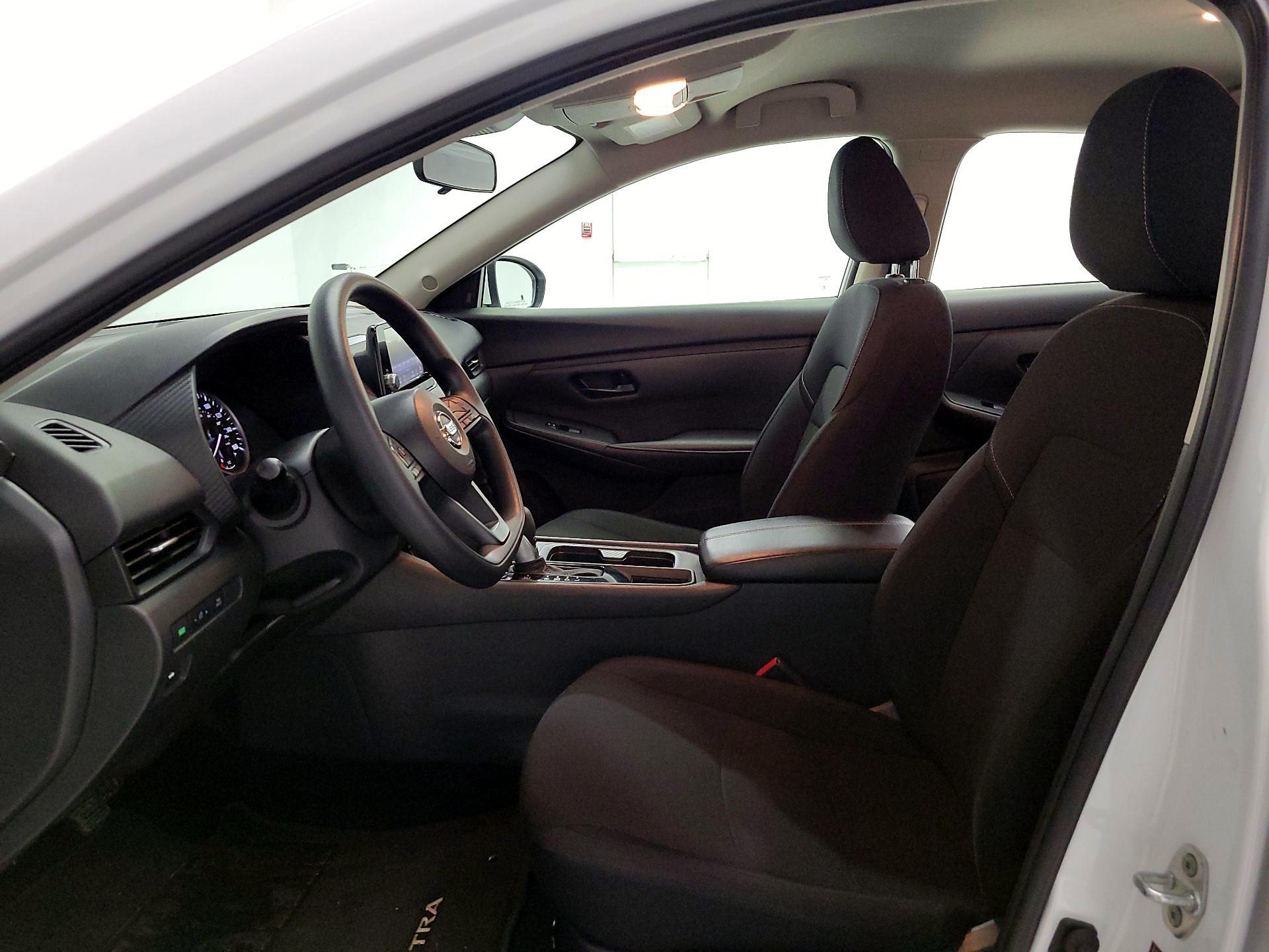 Thumbnail: 2025 Nissan Sentra - 11