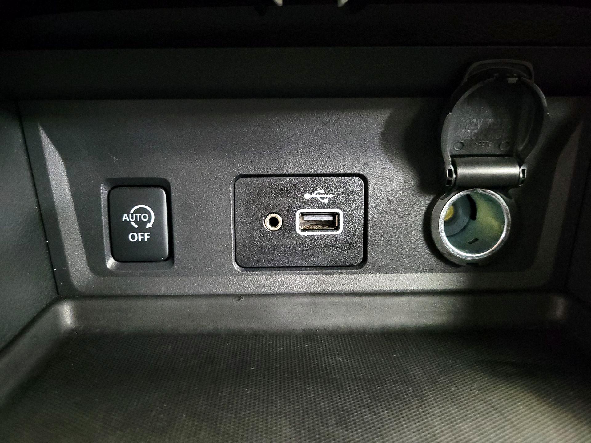 Thumbnail: 2025 Nissan Sentra - 18