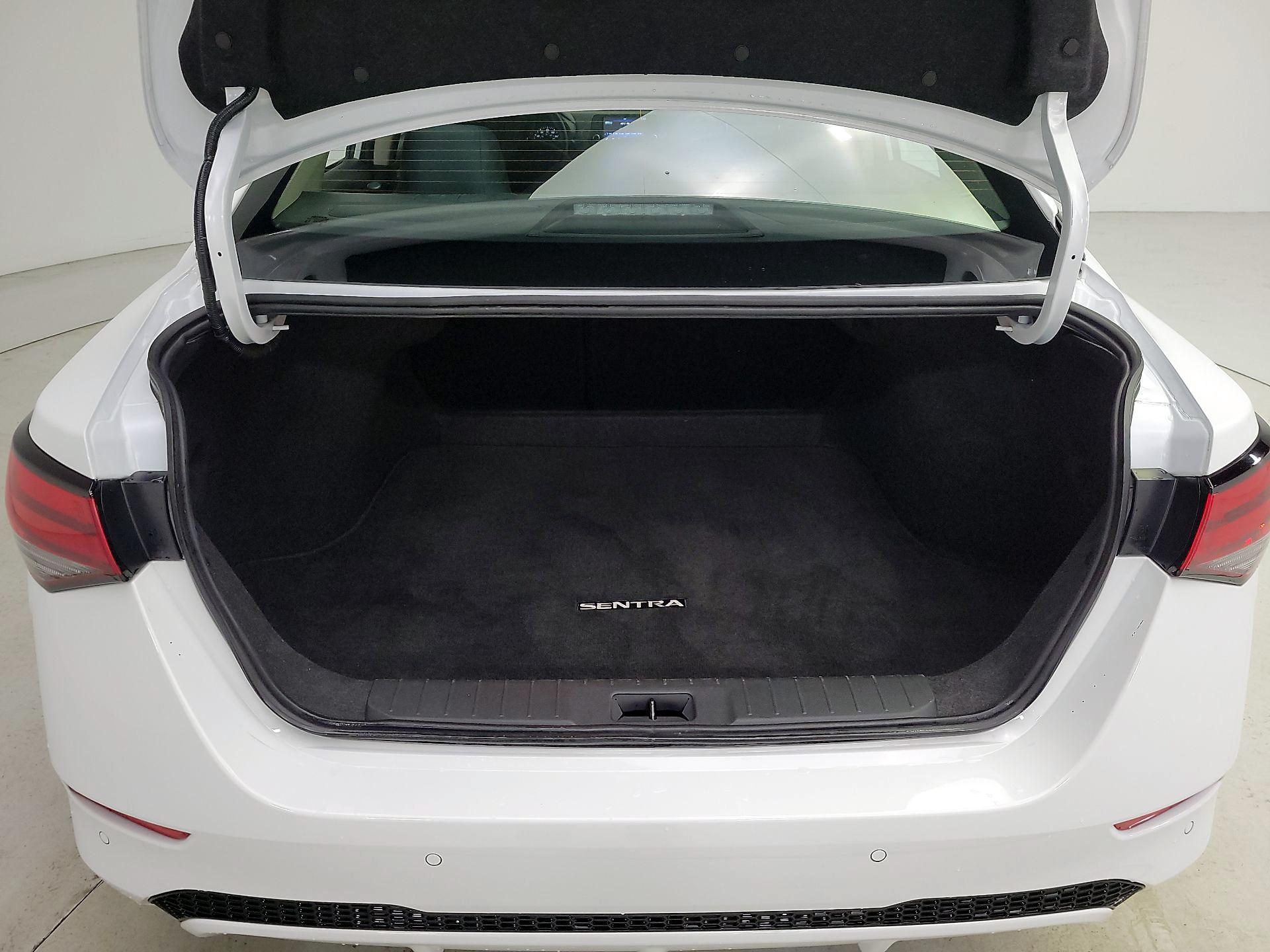 Thumbnail: 2025 Nissan Sentra - 20