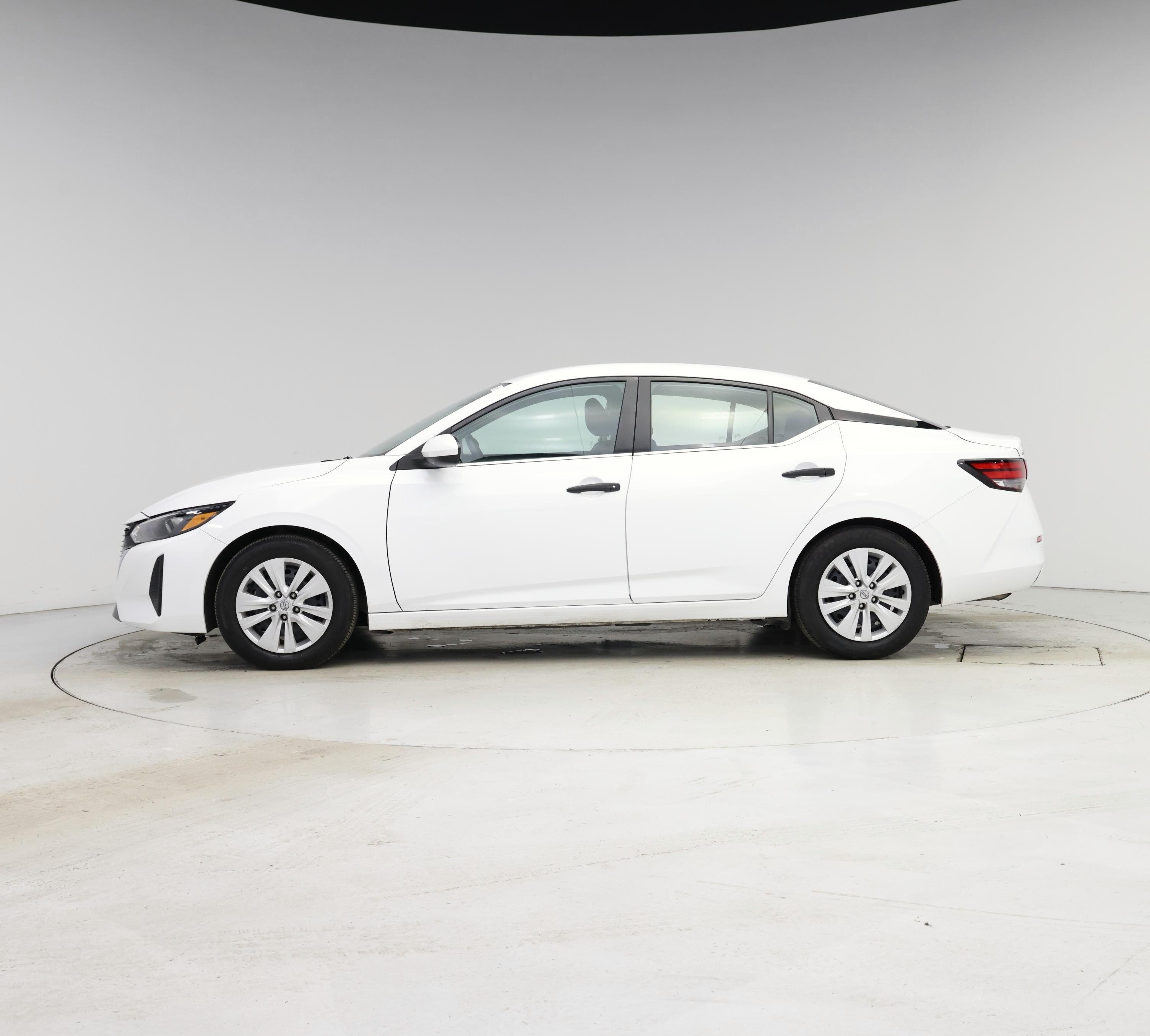 Thumbnail: 2025 Nissan Sentra - 3