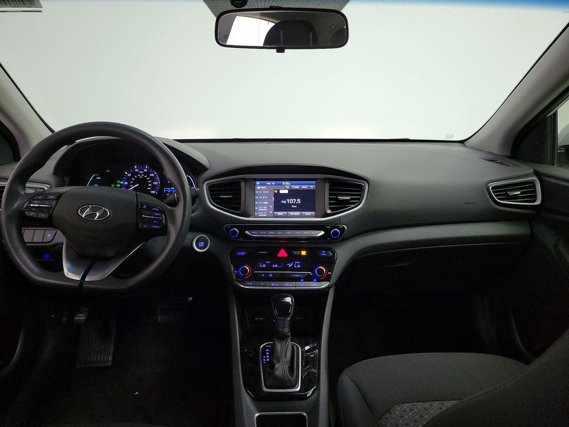 Thumbnail: 2017 Hyundai Ioniq - 9