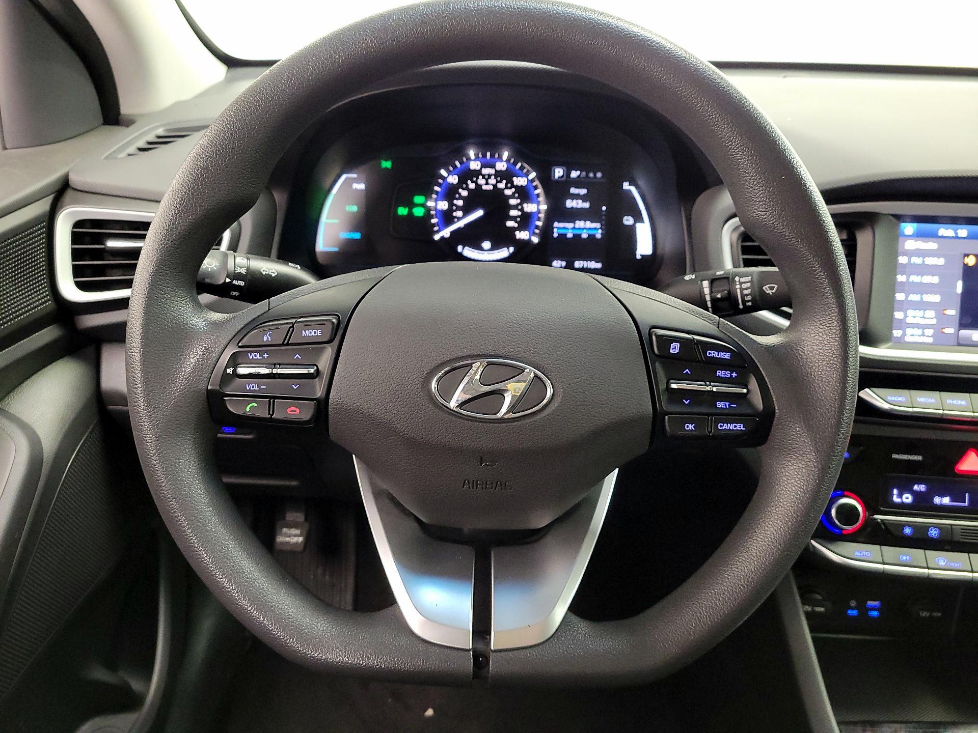 Thumbnail: 2017 Hyundai Ioniq - 10