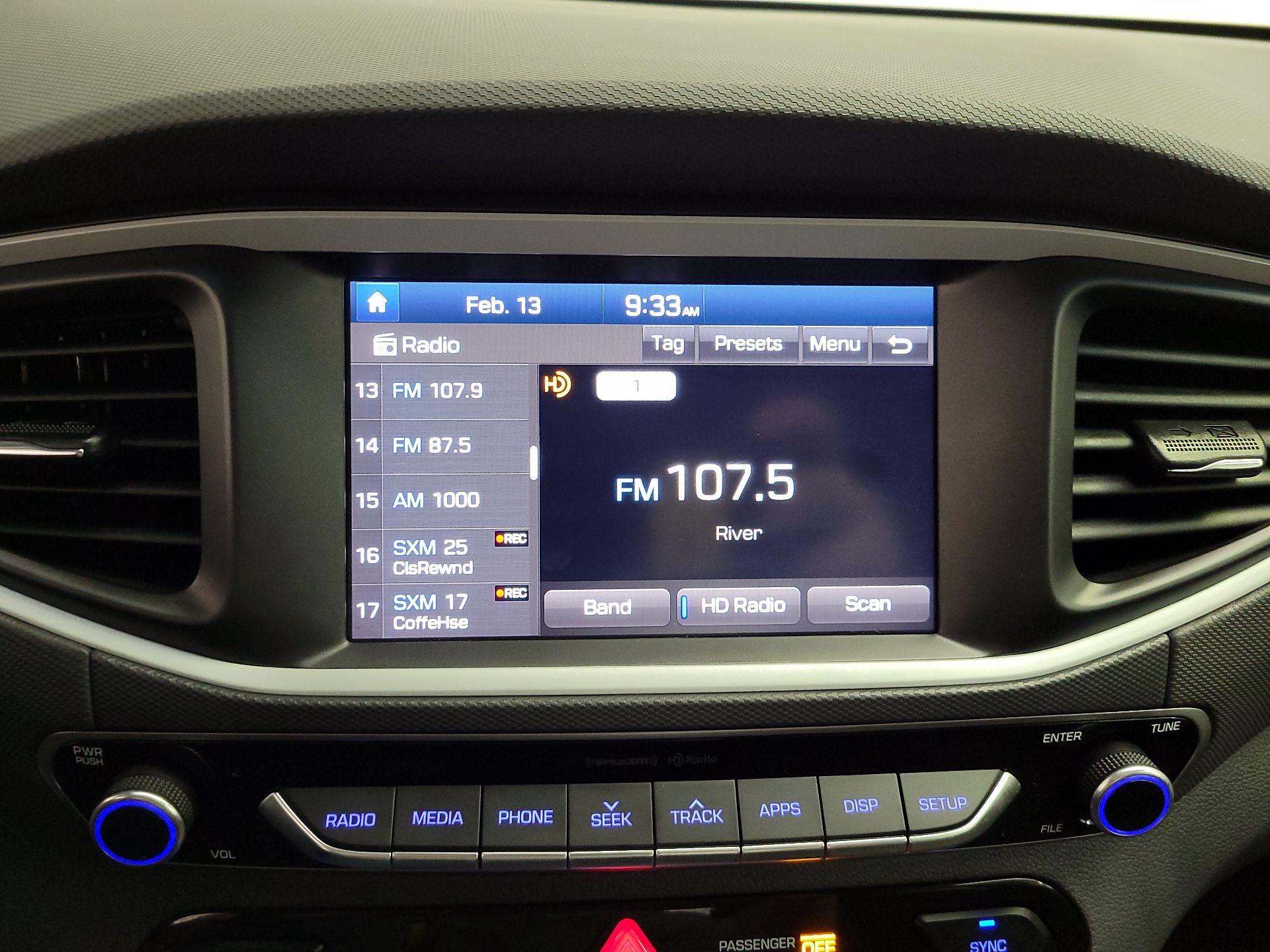 Thumbnail: 2017 Hyundai Ioniq - 15