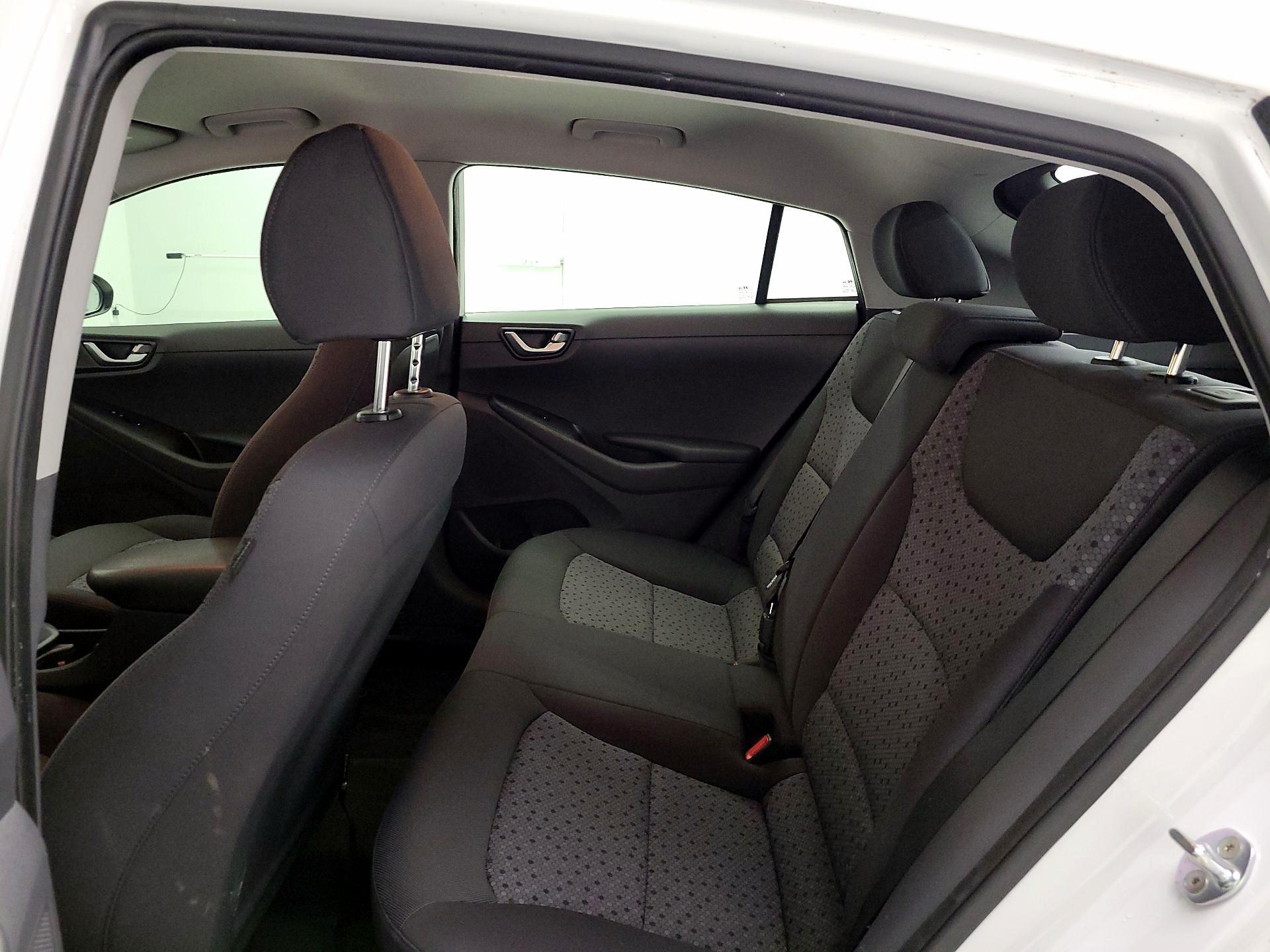 Thumbnail: 2017 Hyundai Ioniq - 19