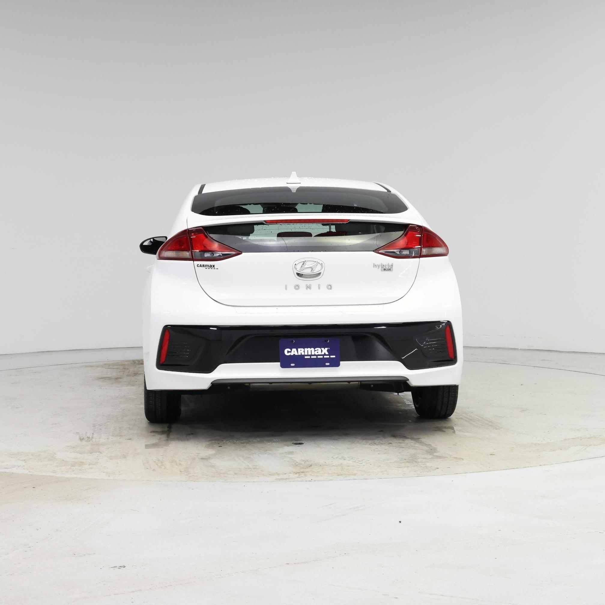 Thumbnail: 2017 Hyundai Ioniq - 6