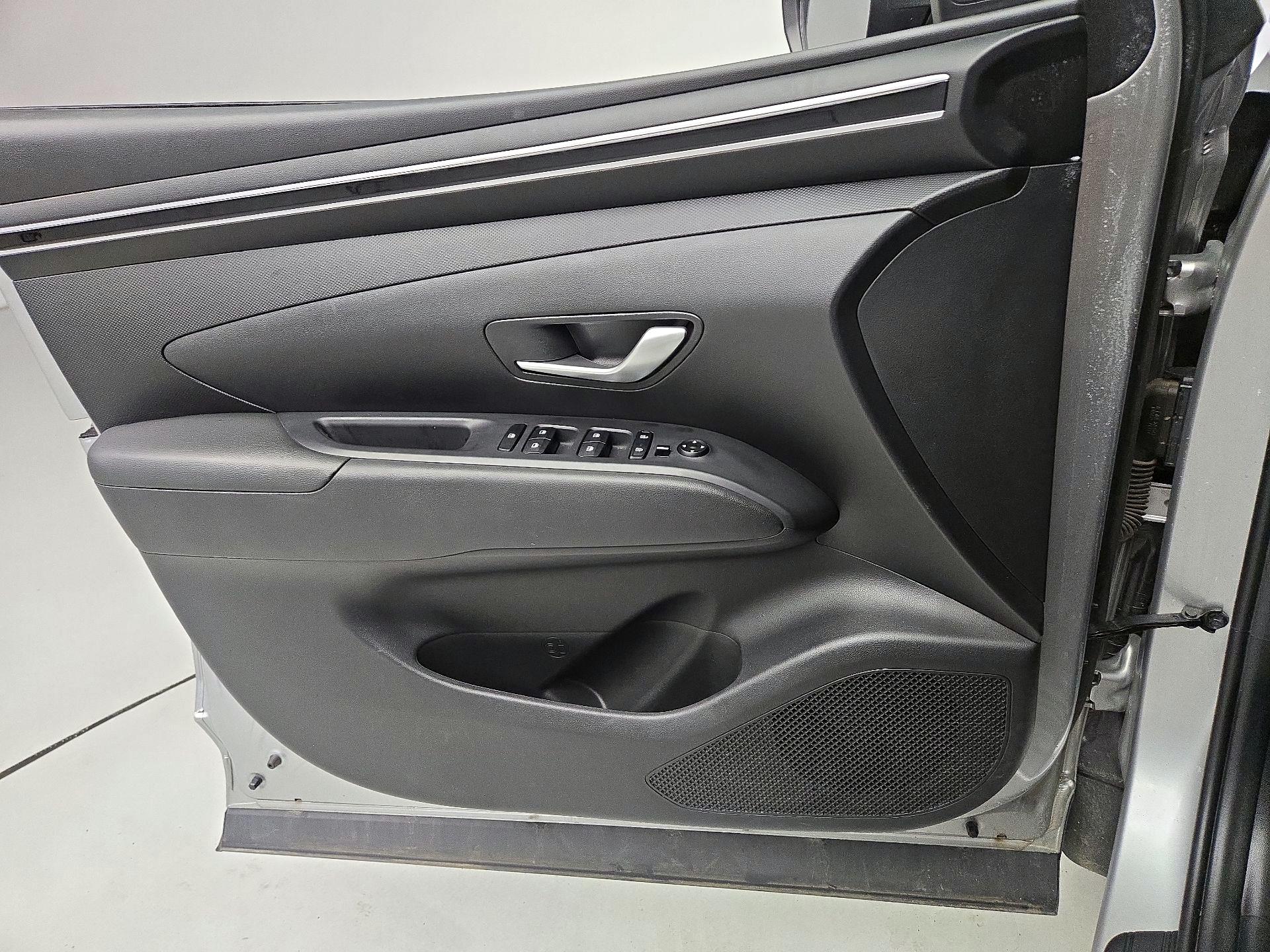 Thumbnail: 2023 Hyundai Tucson - 12