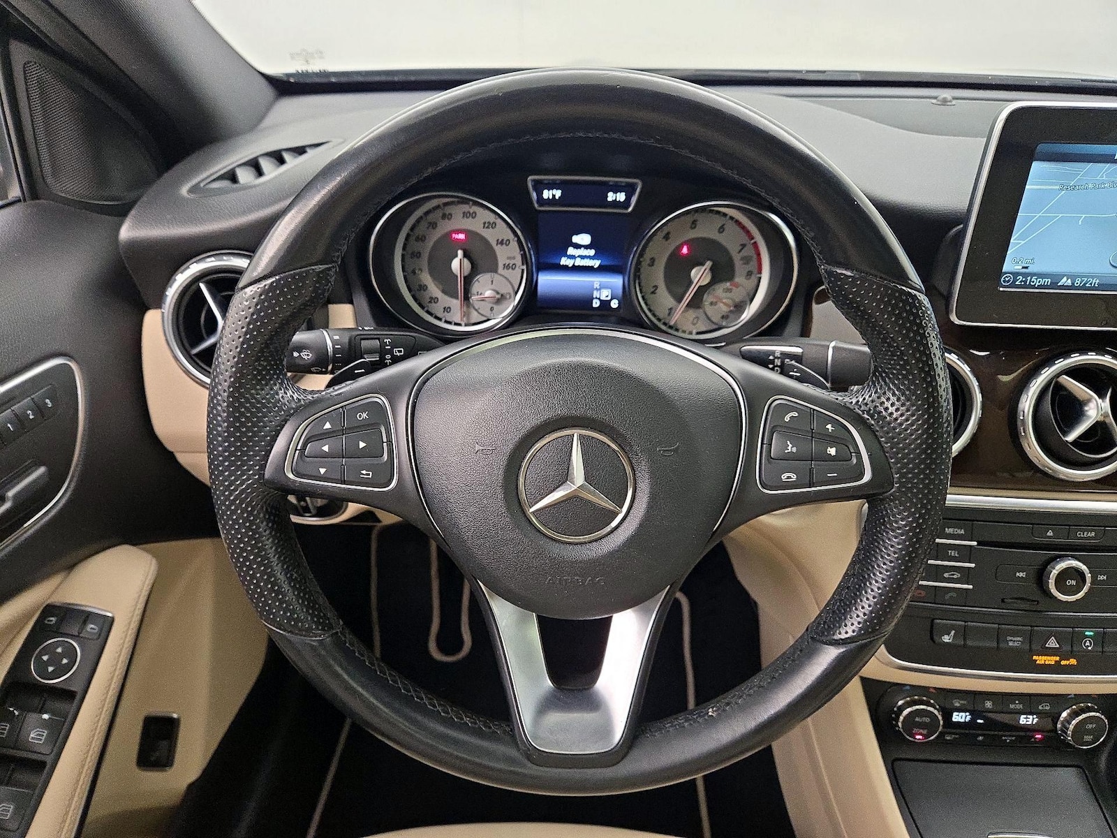 2016 Mercedes-Benz GLA-Class GLA250 - Photo 11