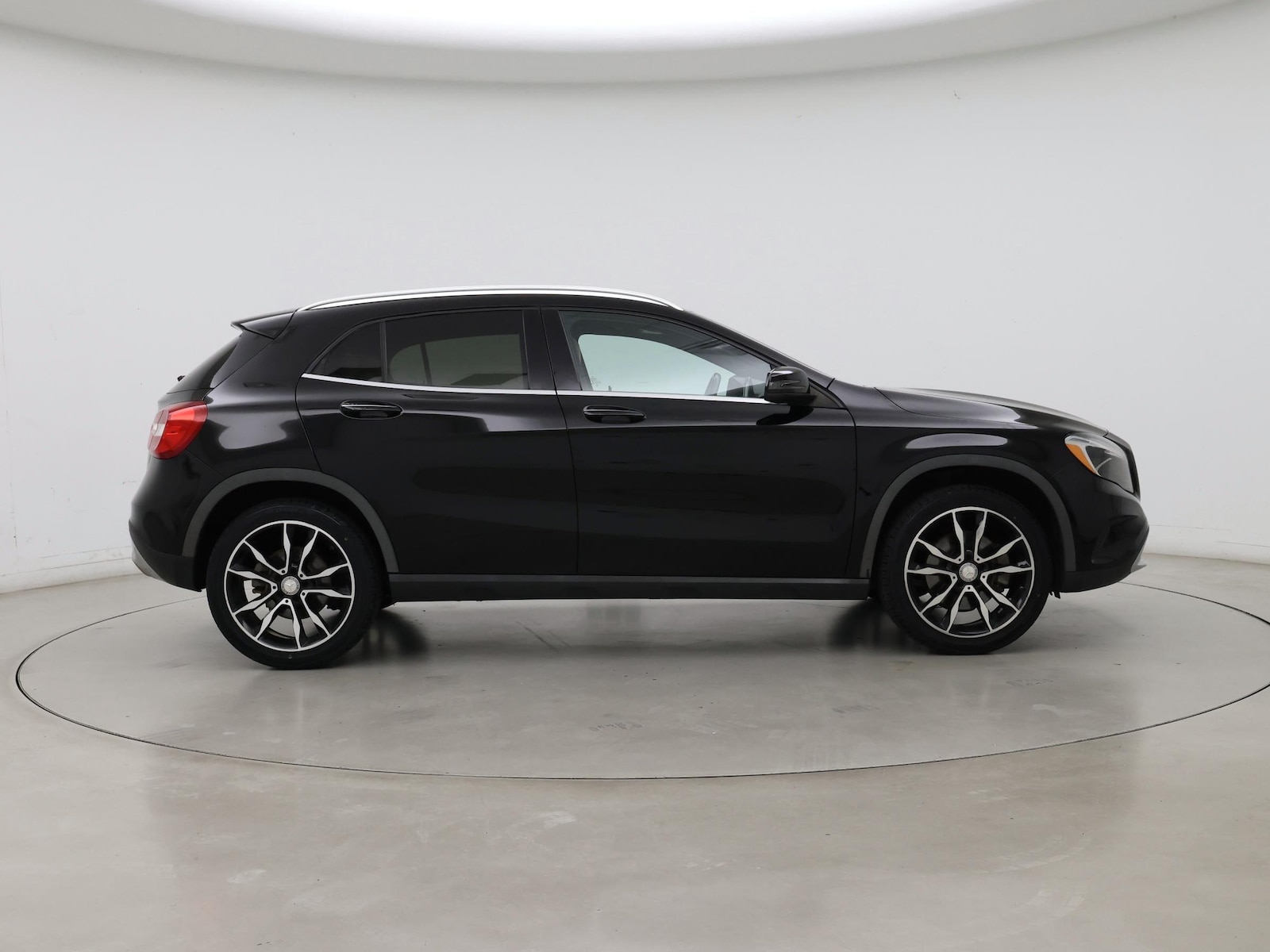 2016 Mercedes-Benz GLA-Class GLA250 - Photo 8
